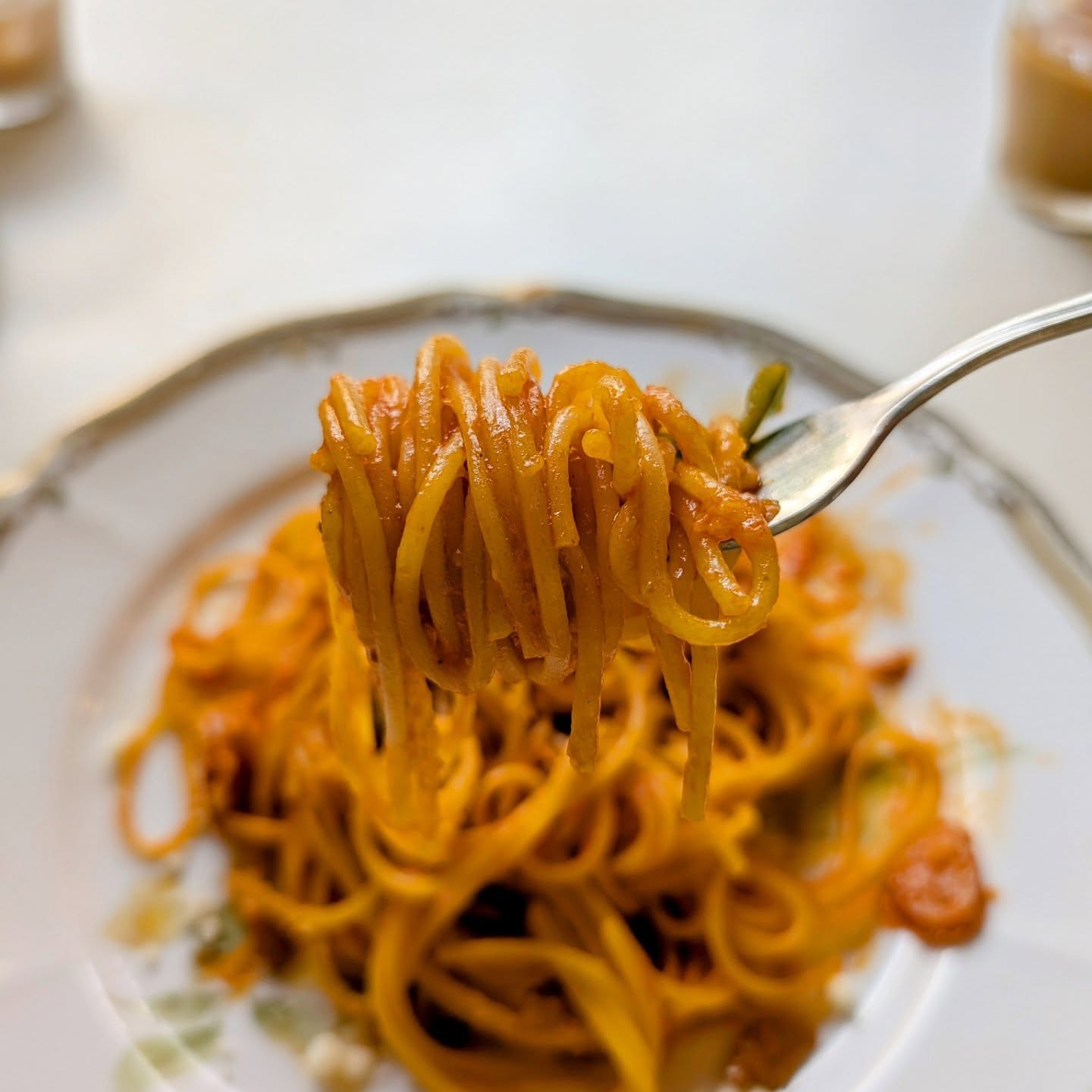 ランチメニューが人気のゆったりくつろげる喫茶店