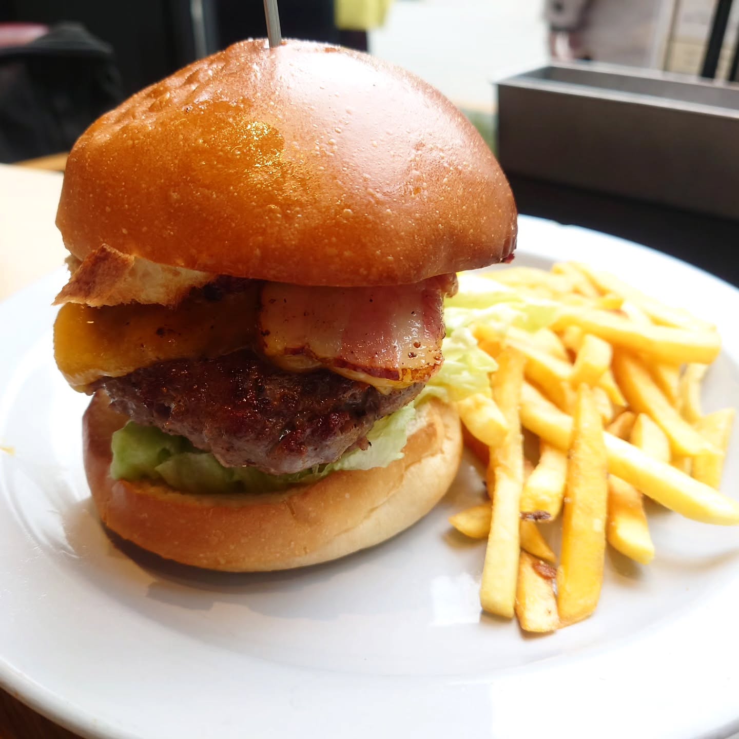 ​under the cascade