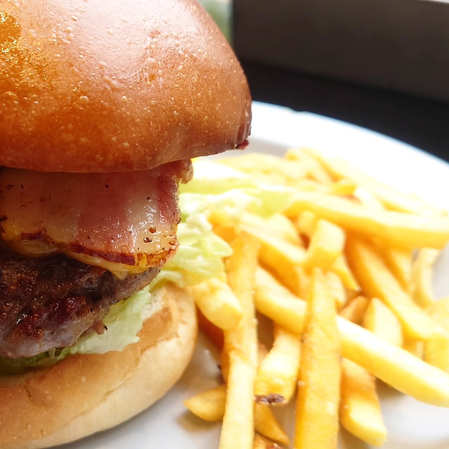 ​under the cascade