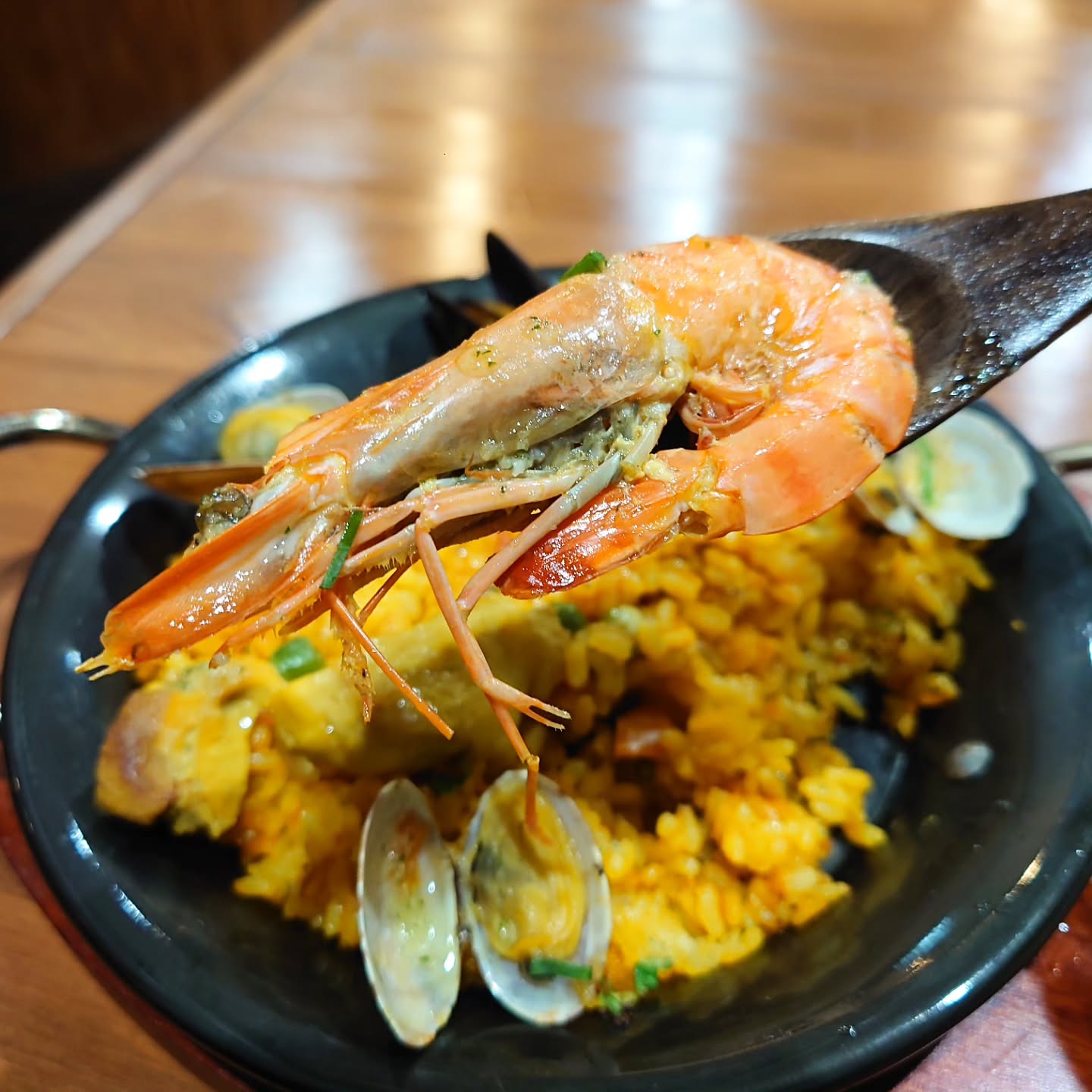 本場スペインのパエリアを楽しめる店