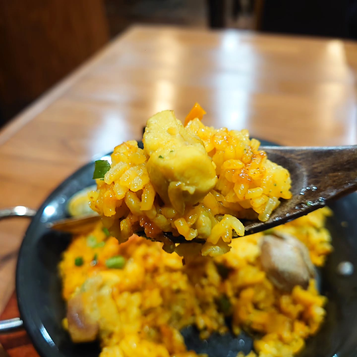 本場スペインのパエリアを楽しめる店