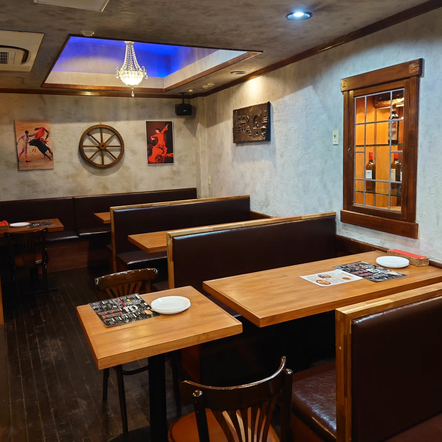 本場スペインのパエリアを楽しめる店