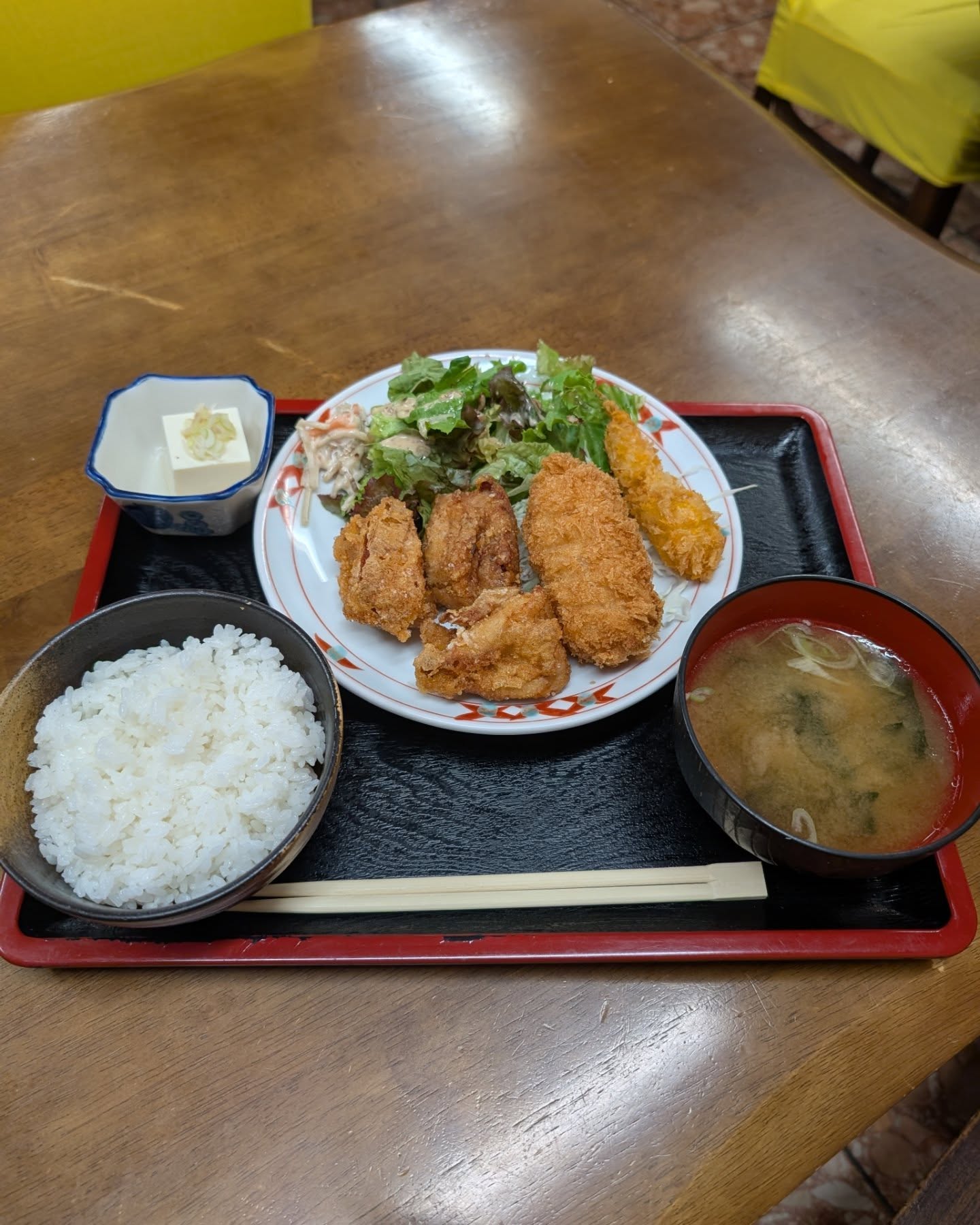 コスパ抜群ボリュームの居酒屋定食！