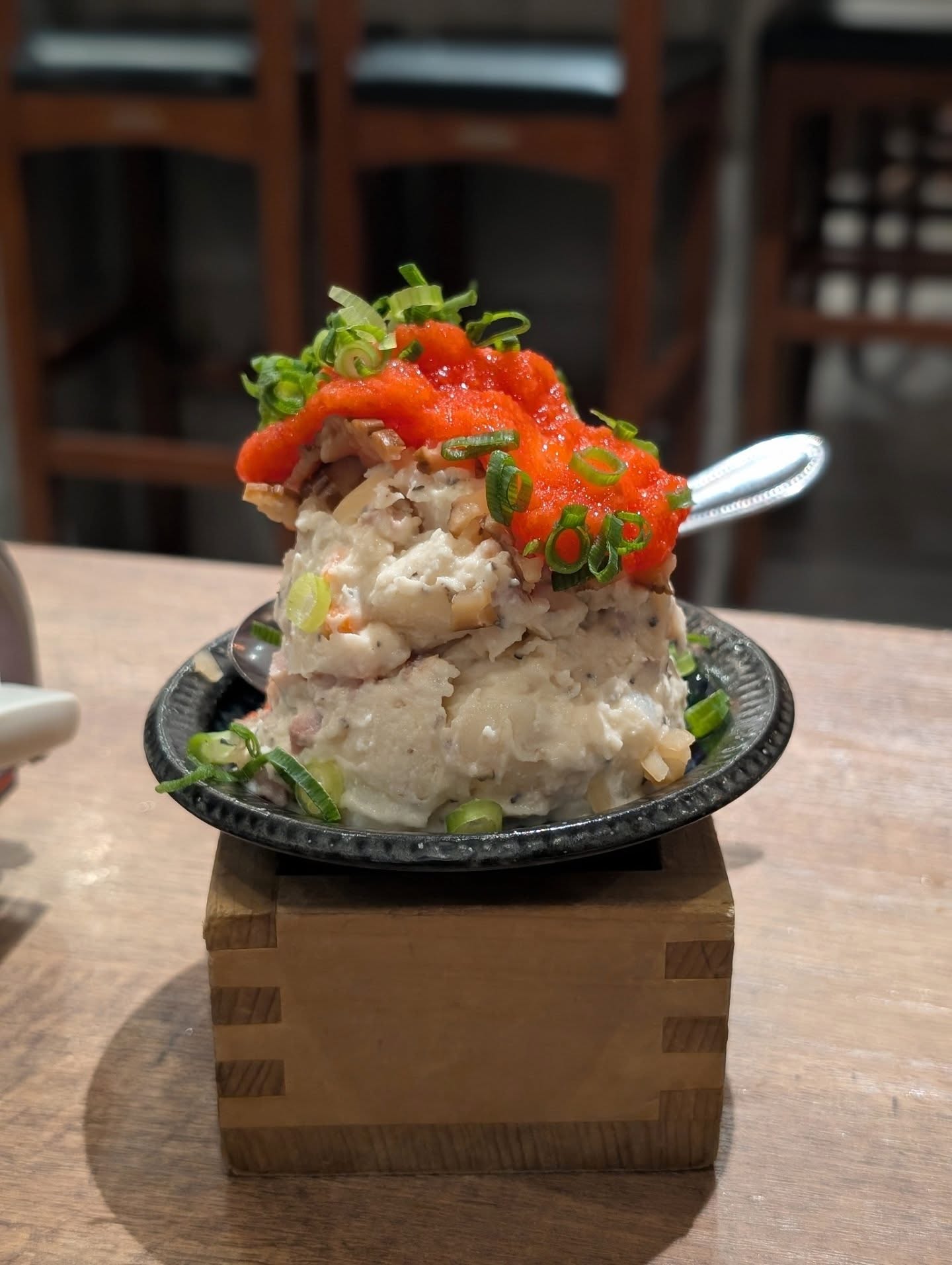 ハイクオリティの日本酒と痛風鍋が楽しめる店！