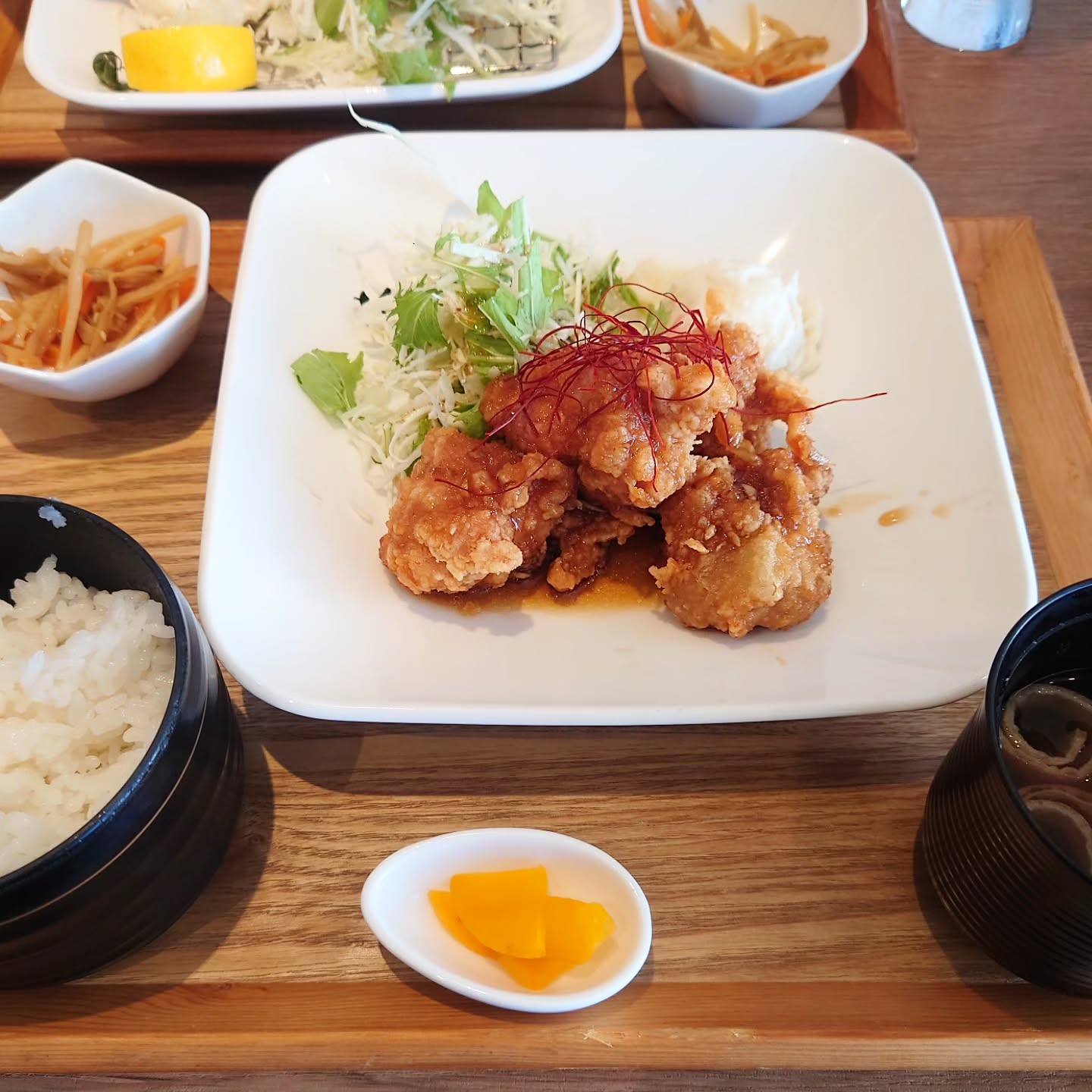 ​こだわりから揚げの酒処 くらふと