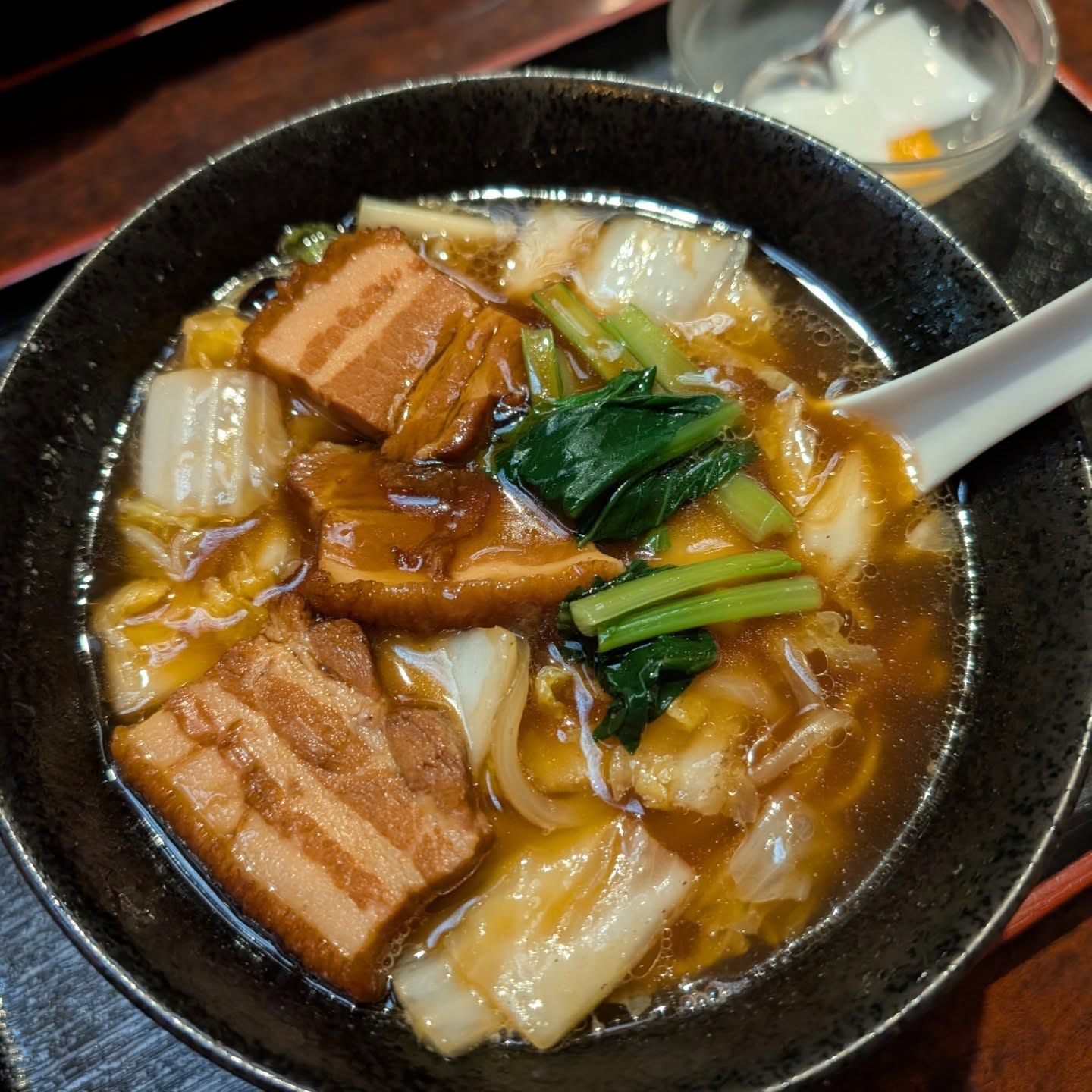 色々なランチメニューが同一価格で食べられる！