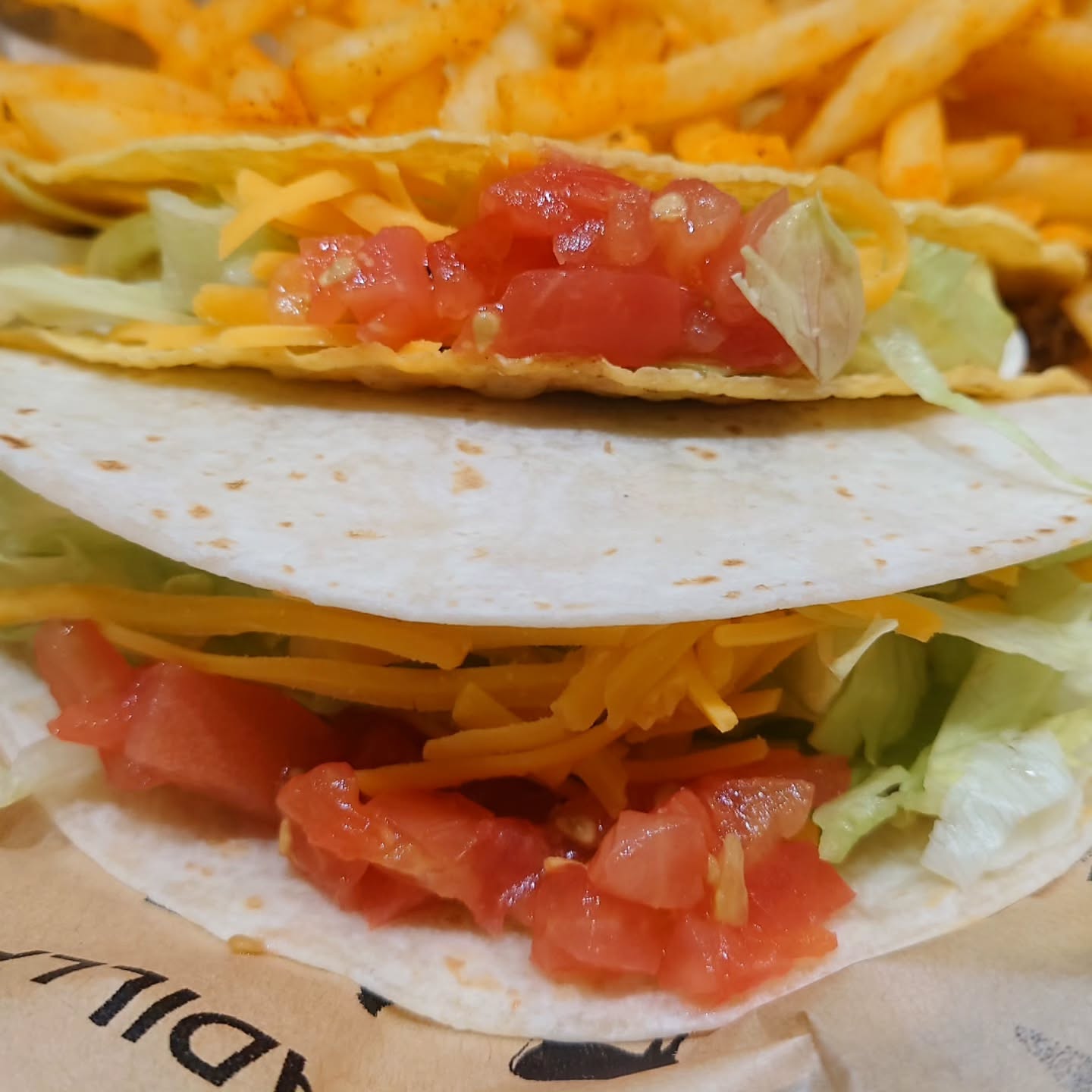 タコベル プレナ幕張店