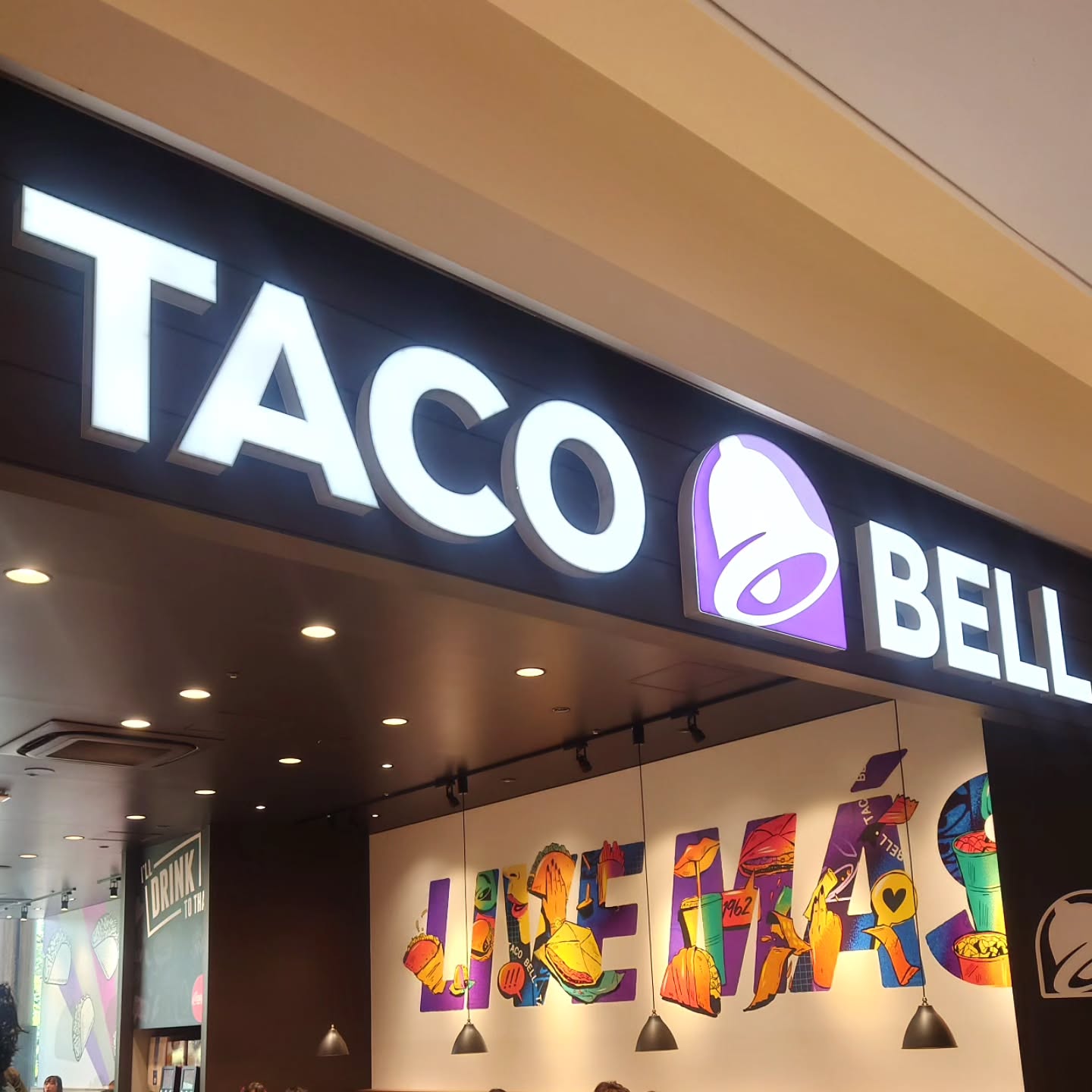 タコベル プレナ幕張店