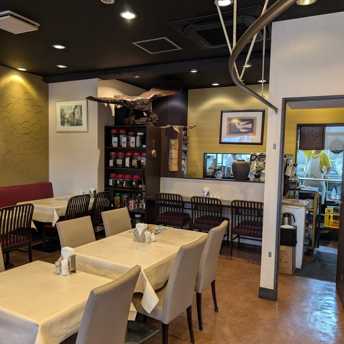 1,000円同一価格で食べられる中華ランチ！