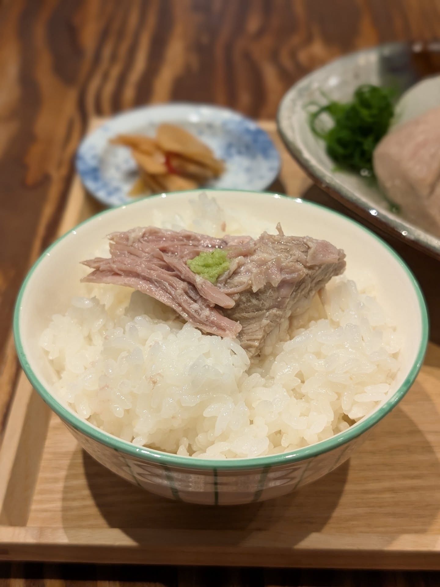 1日20食限定の絶品塩角煮！