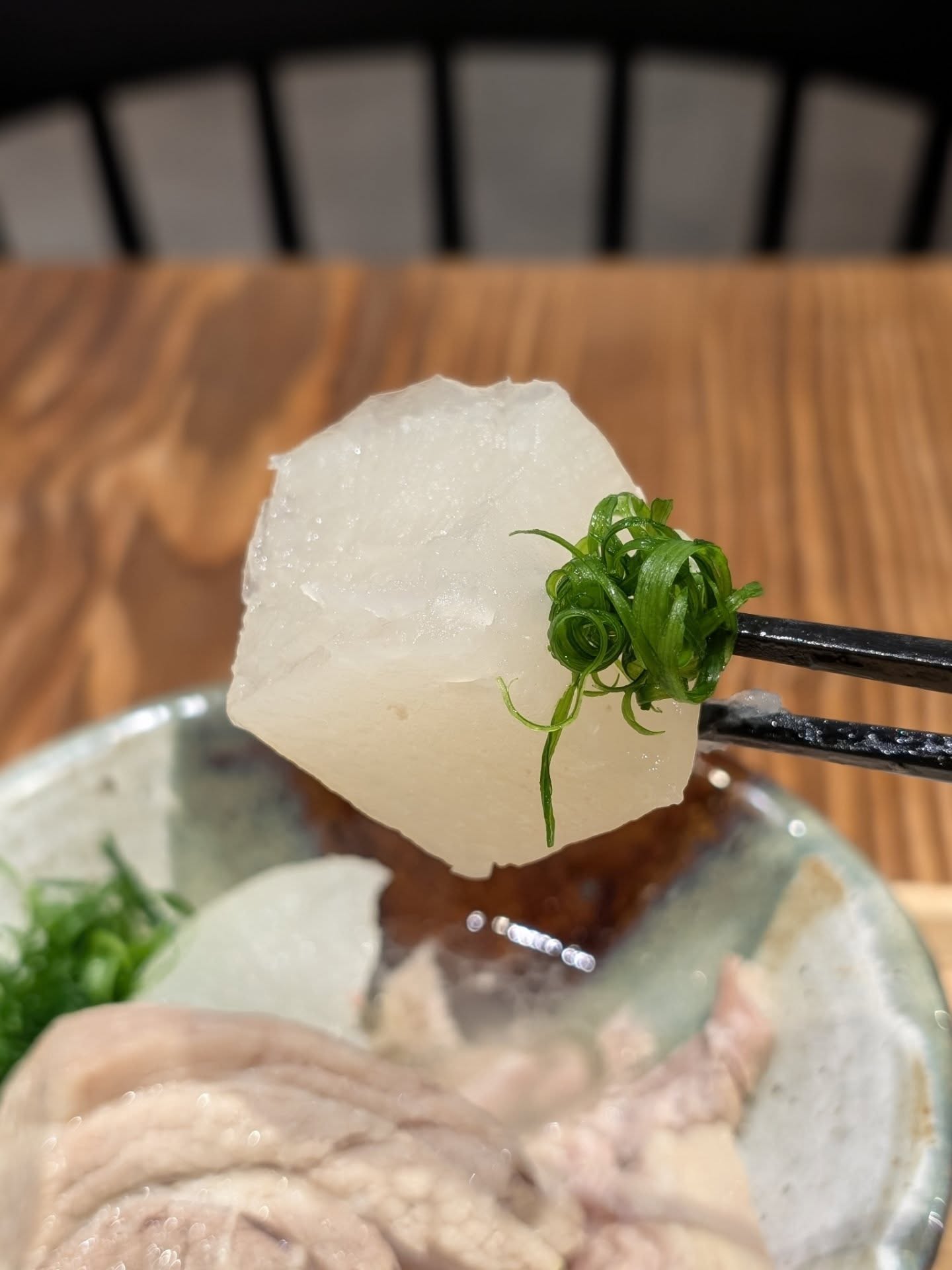 1日20食限定の絶品塩角煮！