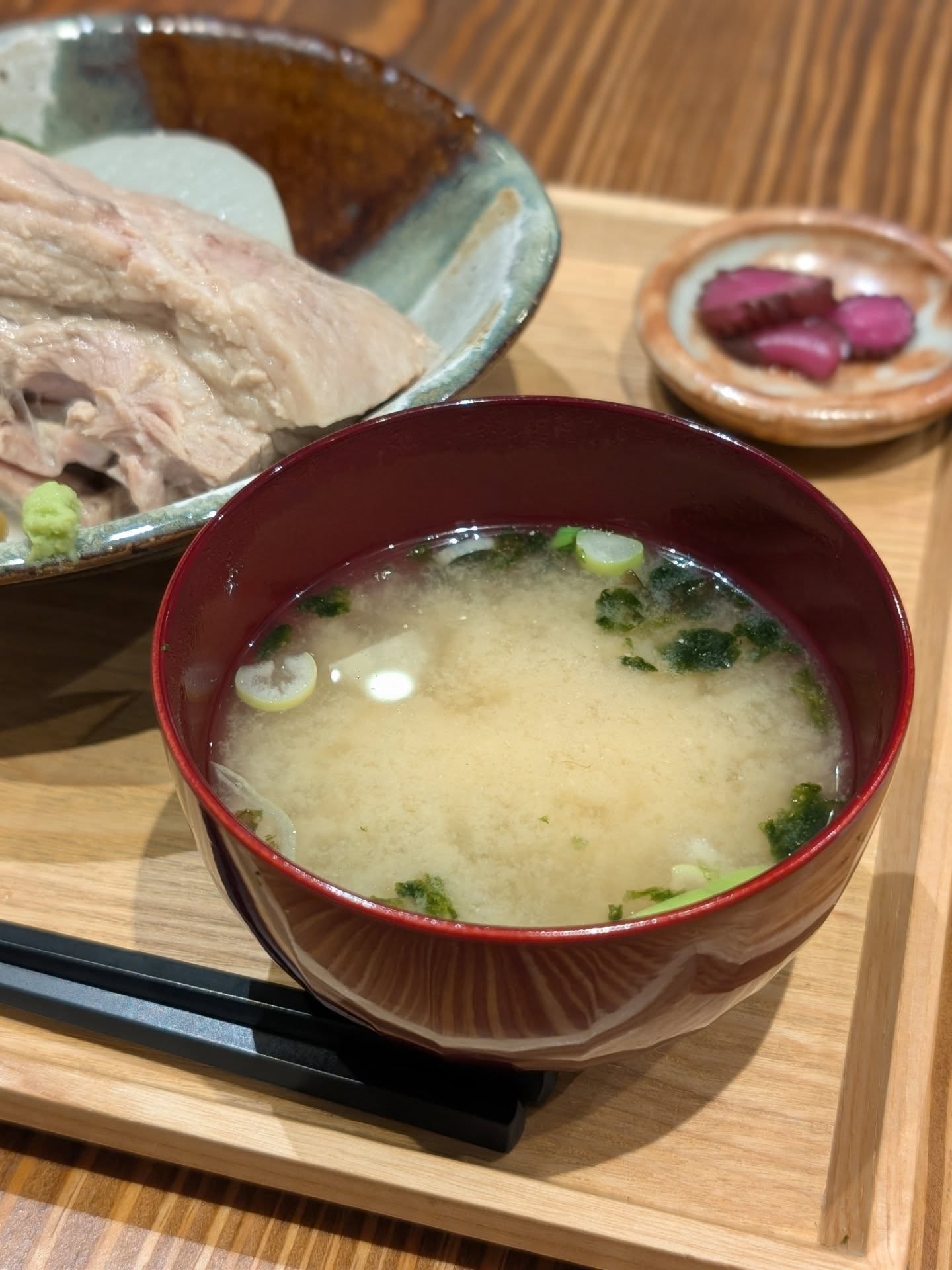 1日20食限定の絶品塩角煮！