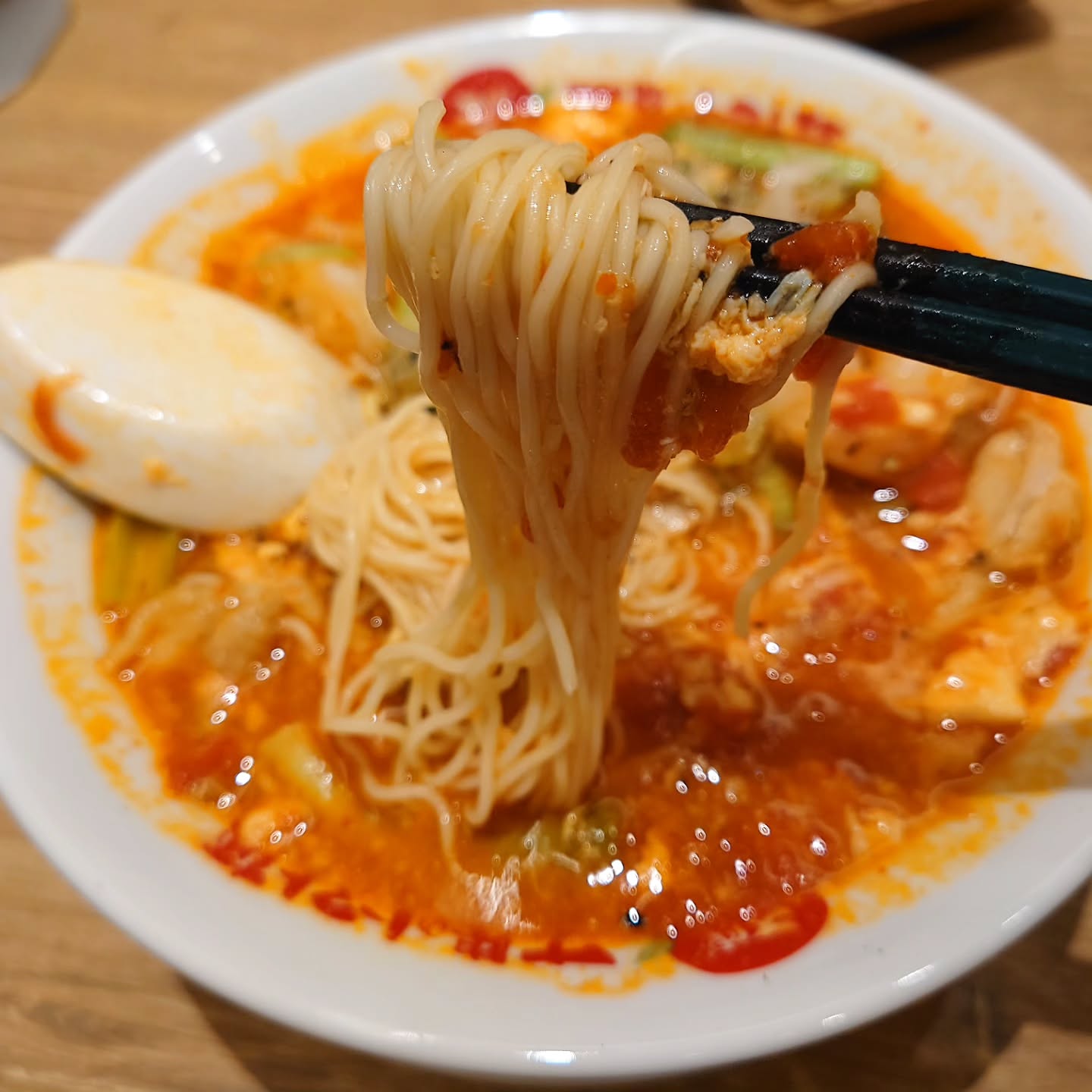 太陽のトマト麺 青山オーバルビル店