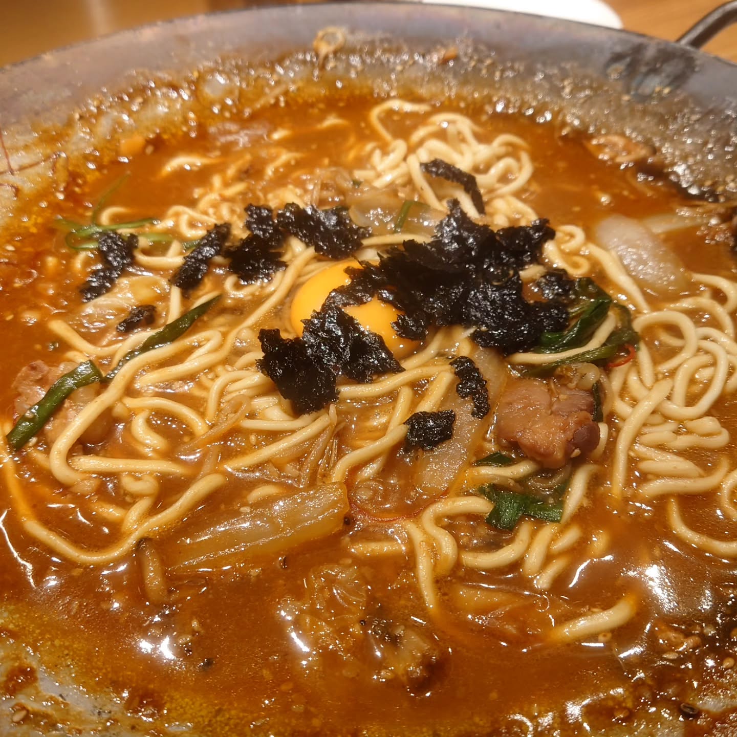 坐もつ焼きいしん新宿大ガード店