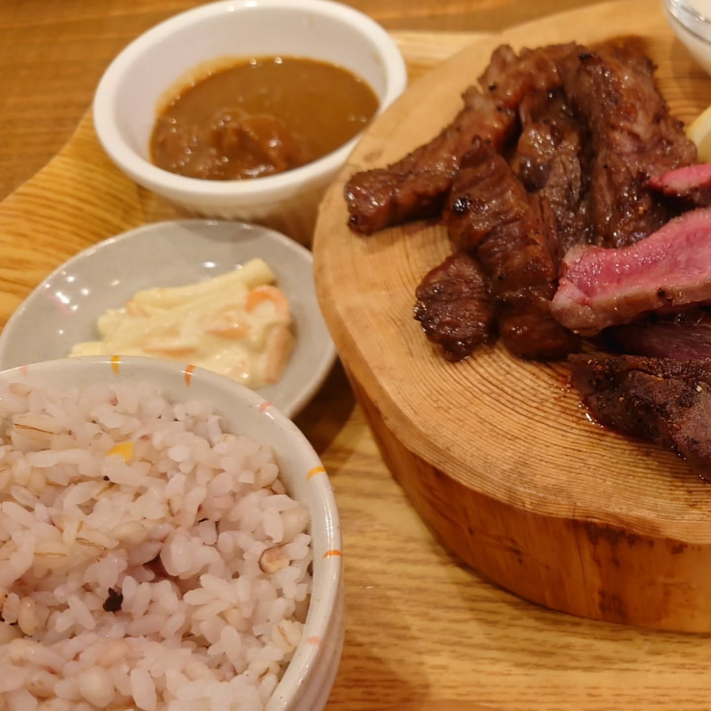 新宿焼肉 牛たんの檸檬