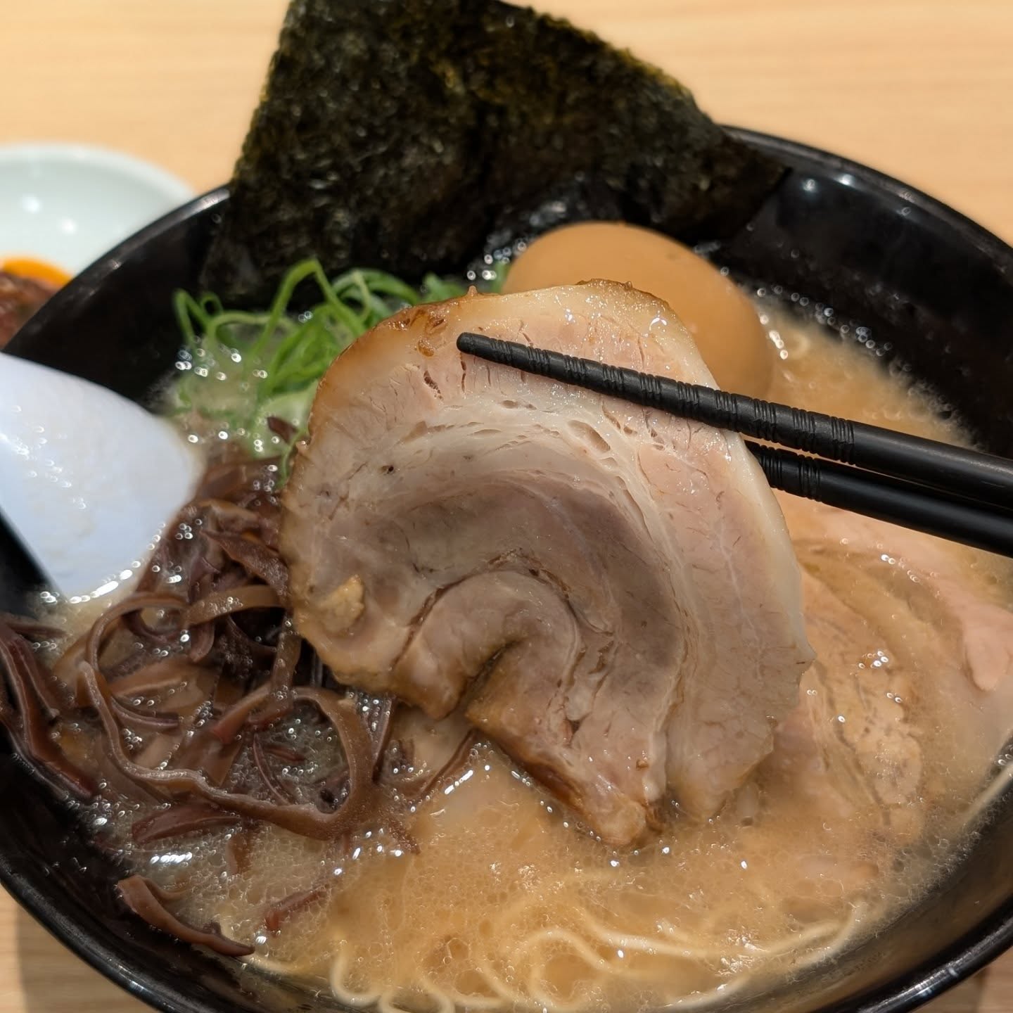 羽田空港で食べられる有名店のラーメン！
