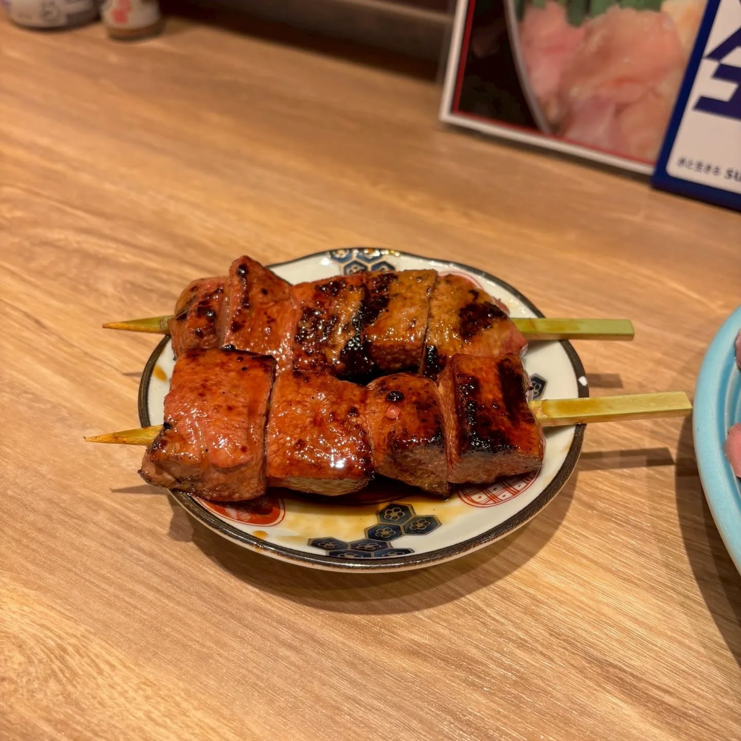 芝浦から直送の新鮮なレバーがコスパ良く食べられる居酒屋！