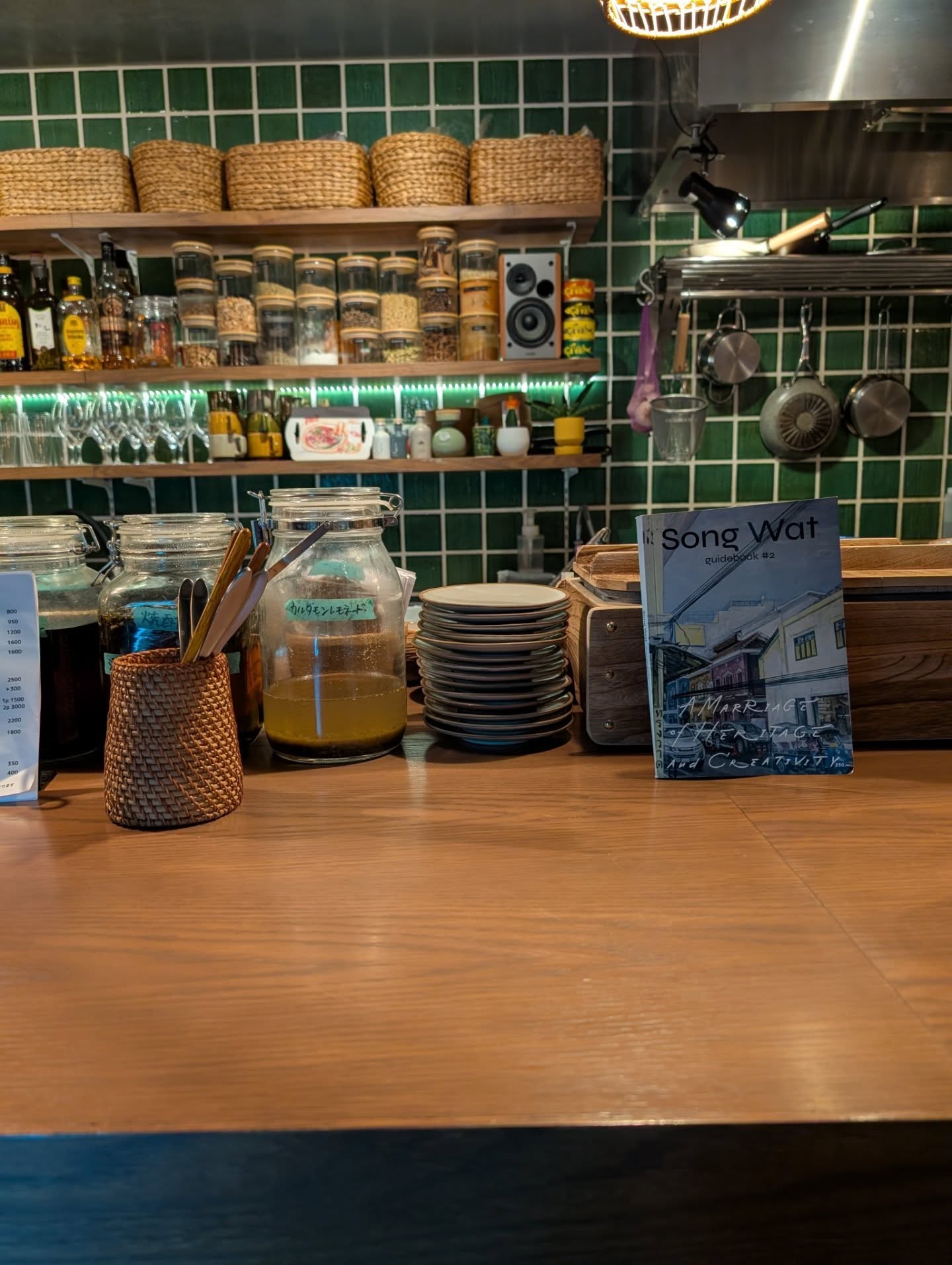 独創的なアジア料理が魅力のバル！