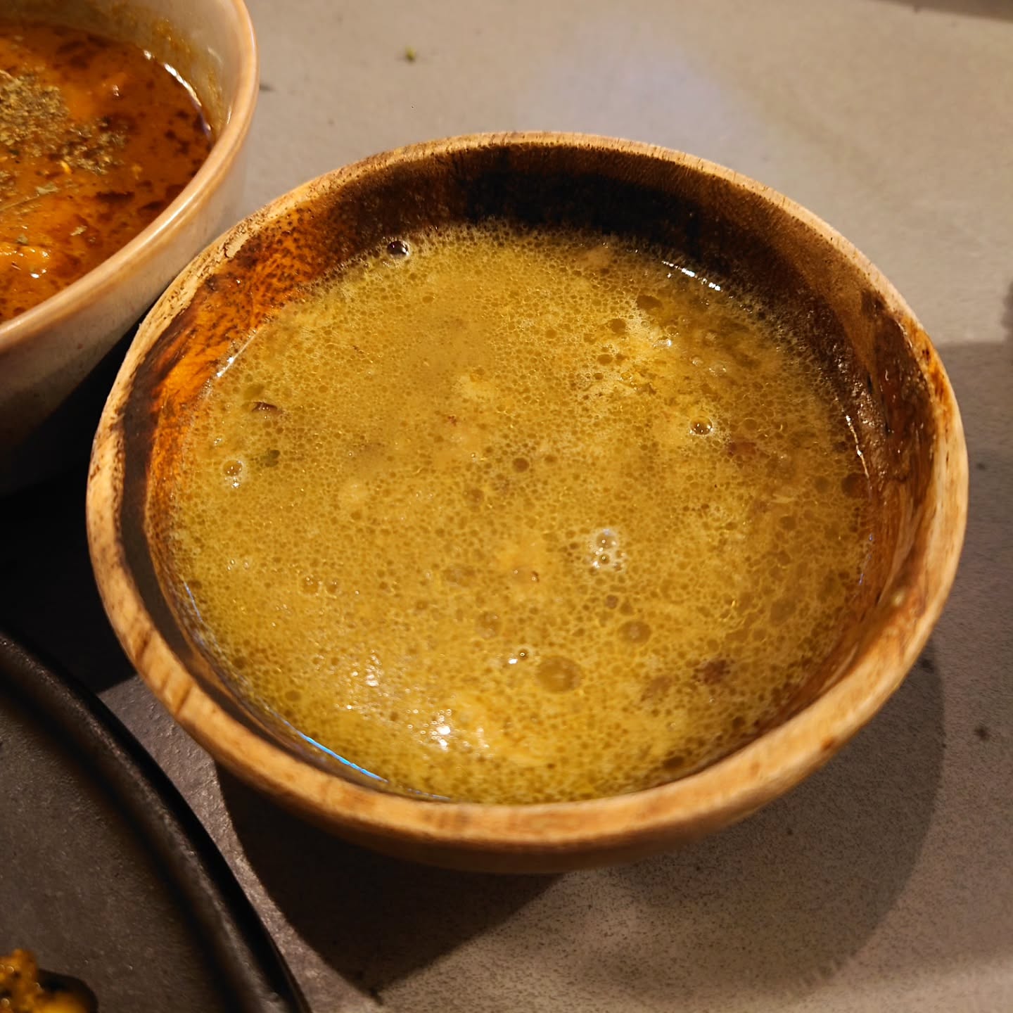 ナチュラルワインと創作Curry専門店 Épice舞