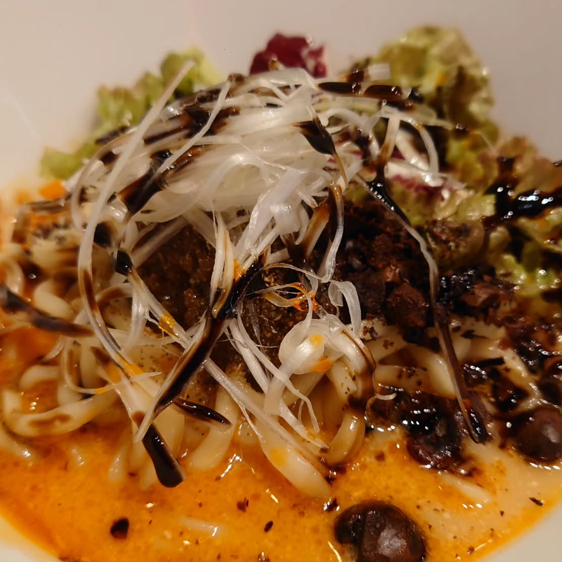 鶏白湯らーめん 自由が丘蔭山 新宿東宝ビル店