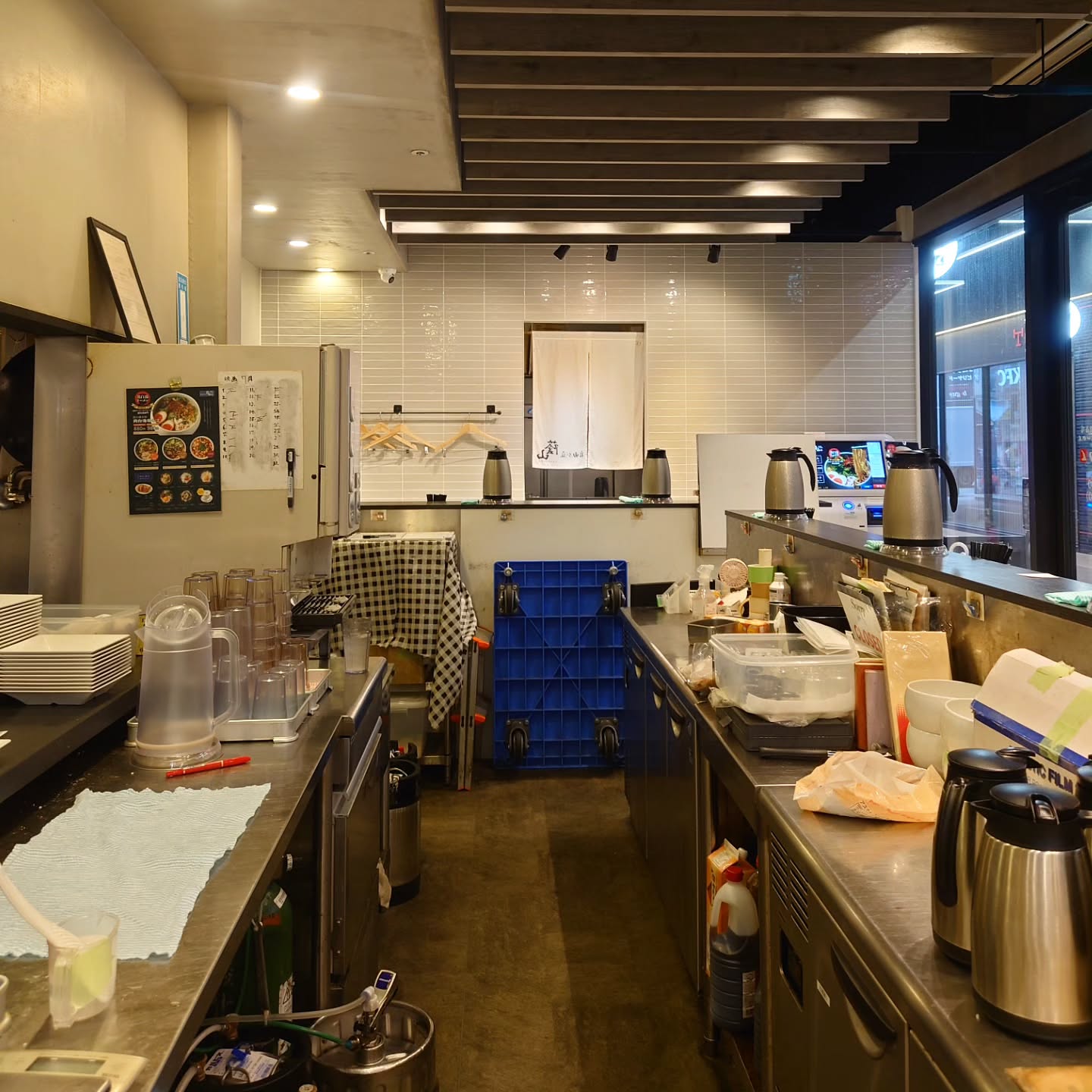 鶏白湯らーめん 自由が丘蔭山 新宿東宝ビル店