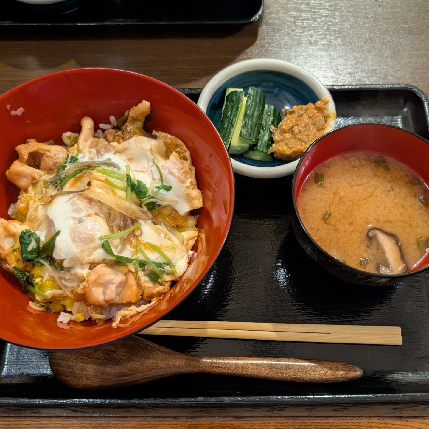 焼き鳥居酒屋のランチ限定メニュー