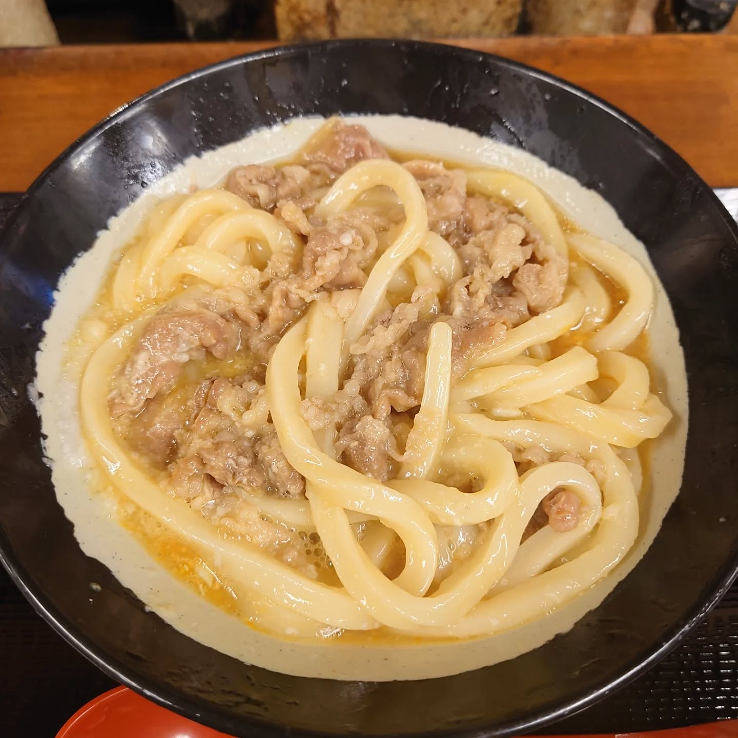 吉祥寺で人気の立ち食い讃岐うどん店