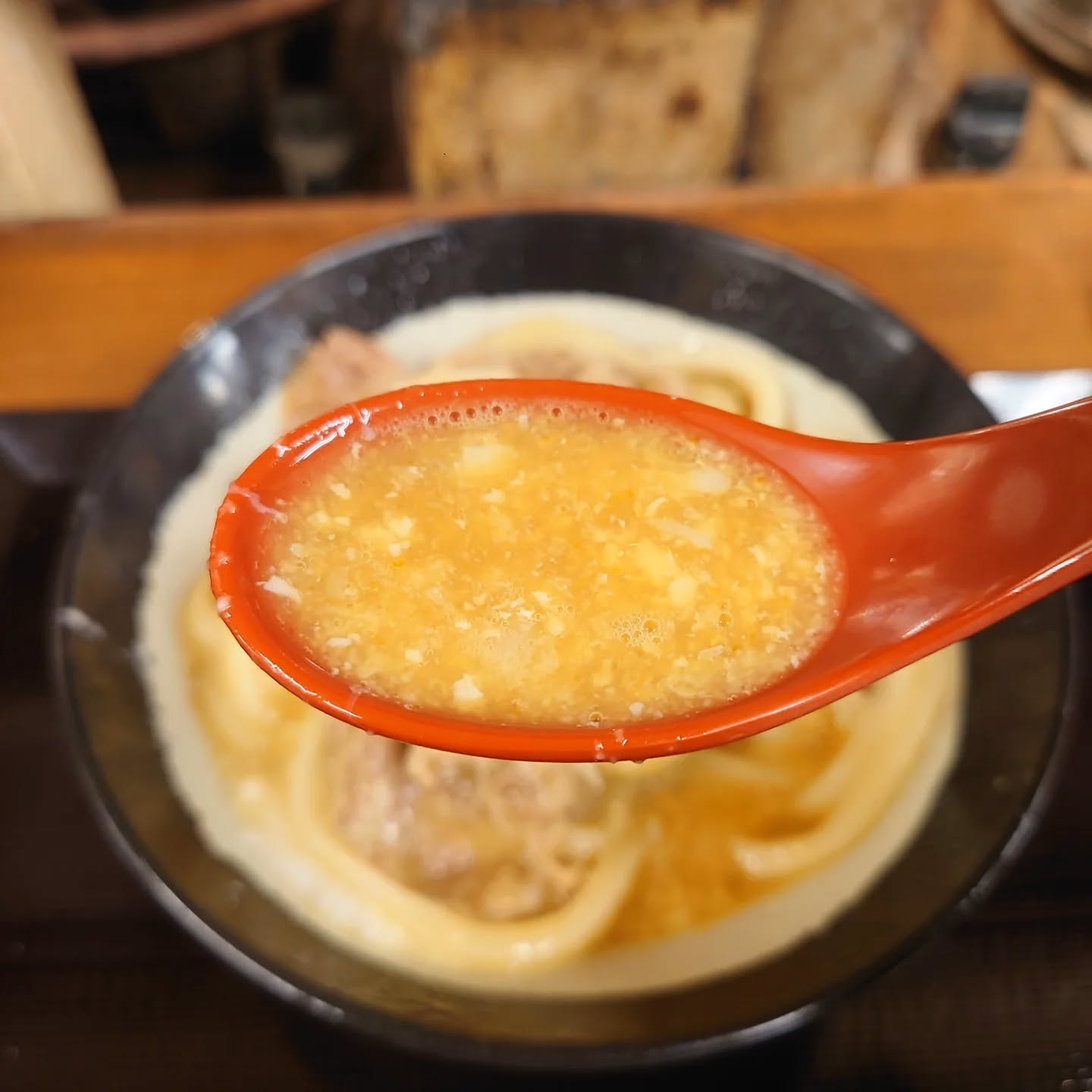 吉祥寺で人気の立ち食い讃岐うどん店