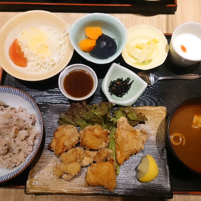 おもてなしとりよし 吉祥寺店