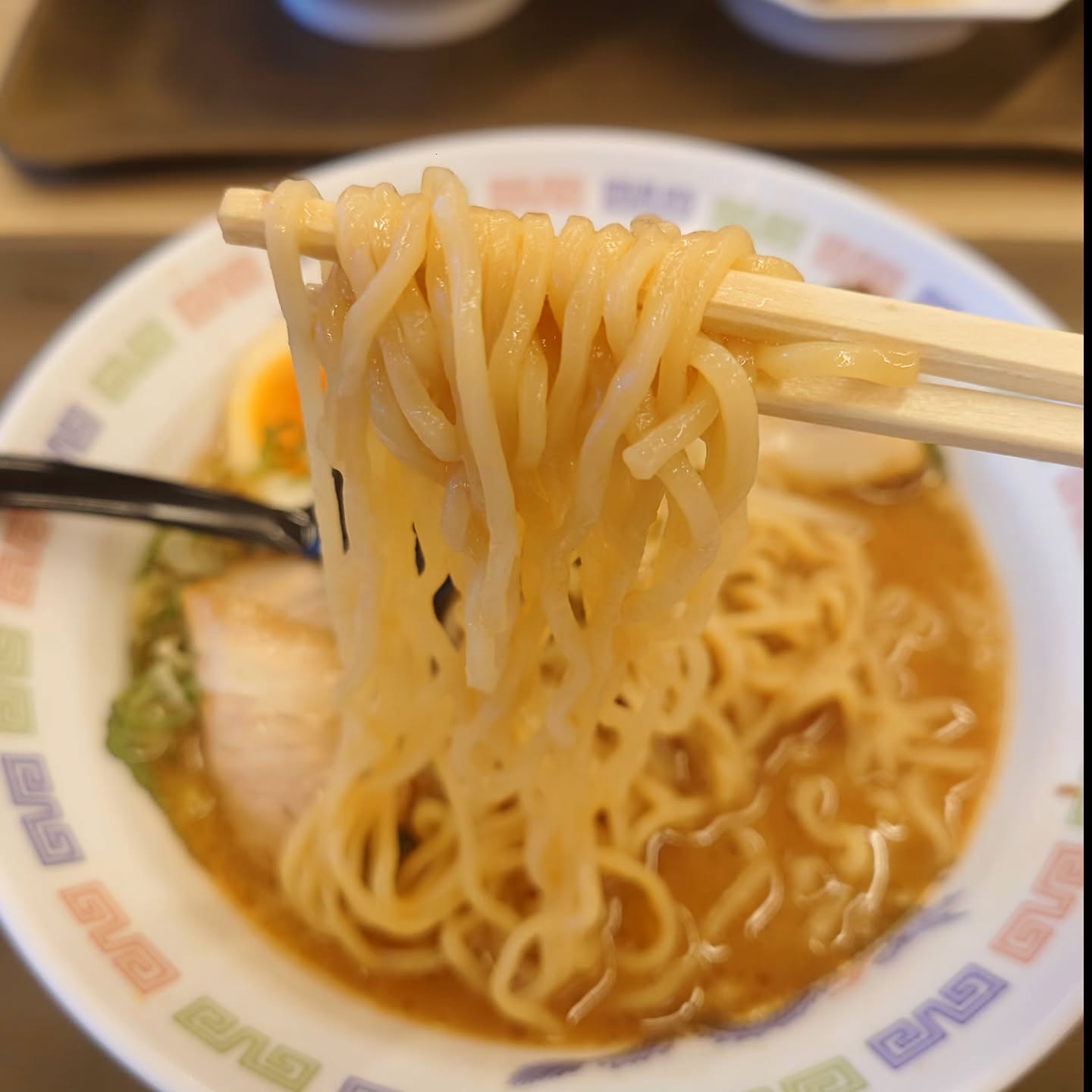 カミヒコウキ 成田国際第2ターミナル