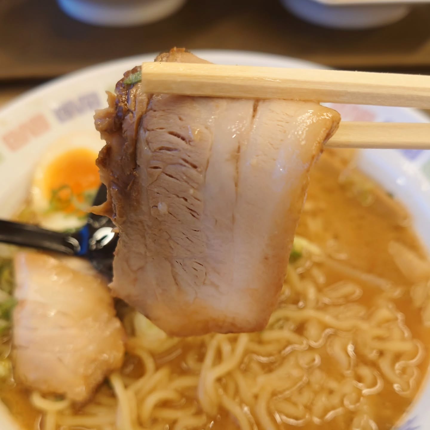 カミヒコウキ 成田国際第2ターミナル