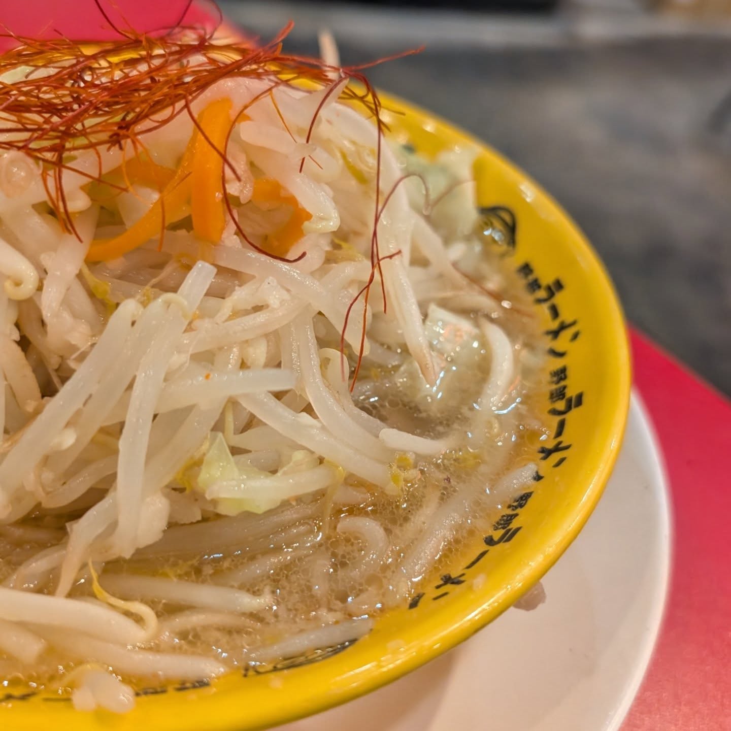 食べ応え抜群の山盛りタンメン!