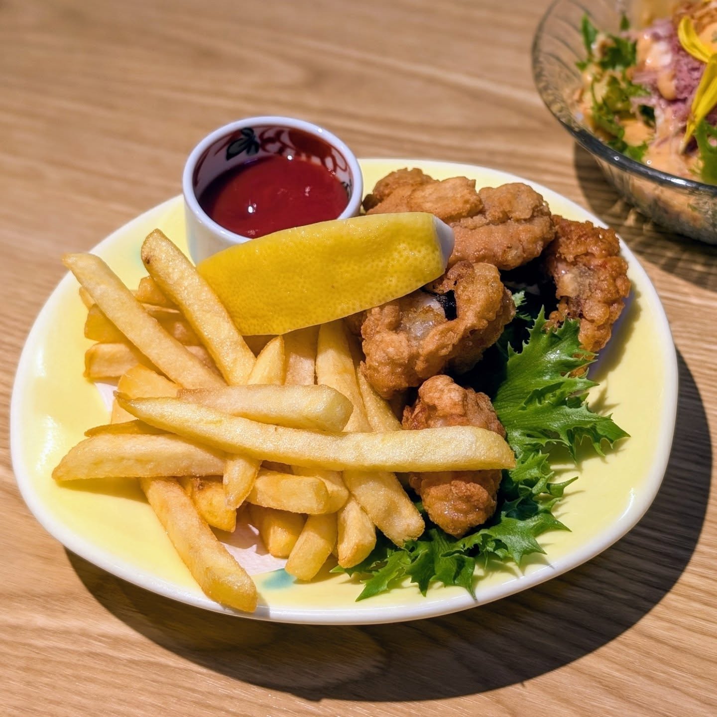 芸能人も訪れる寿司と天麩羅をリーズナブルに楽しめる店