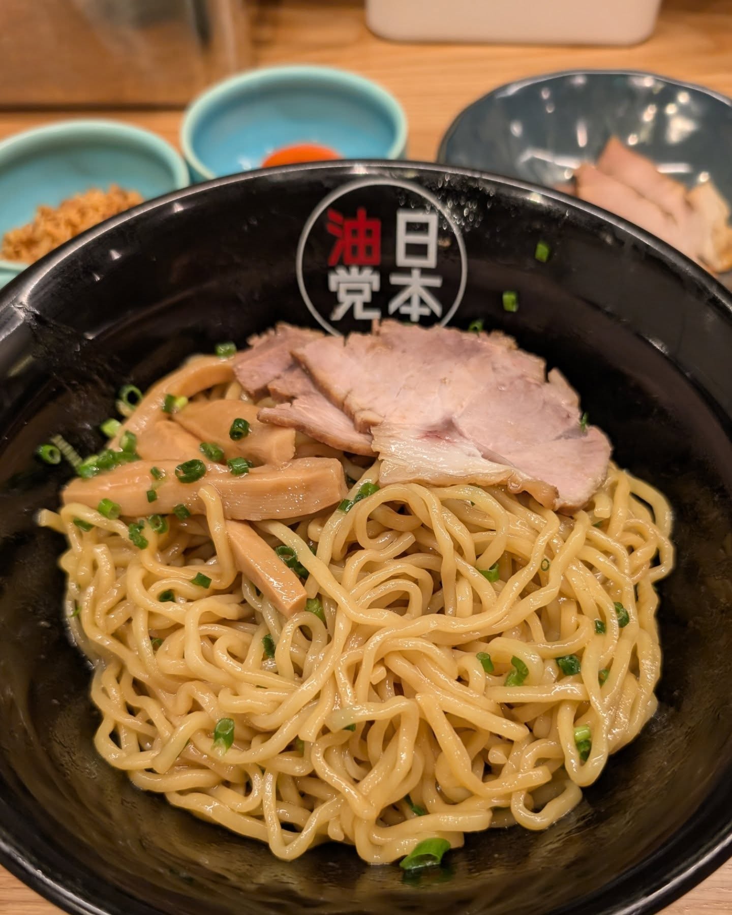 10/17にオープンした「はやしだ」系列の油そば専門店！