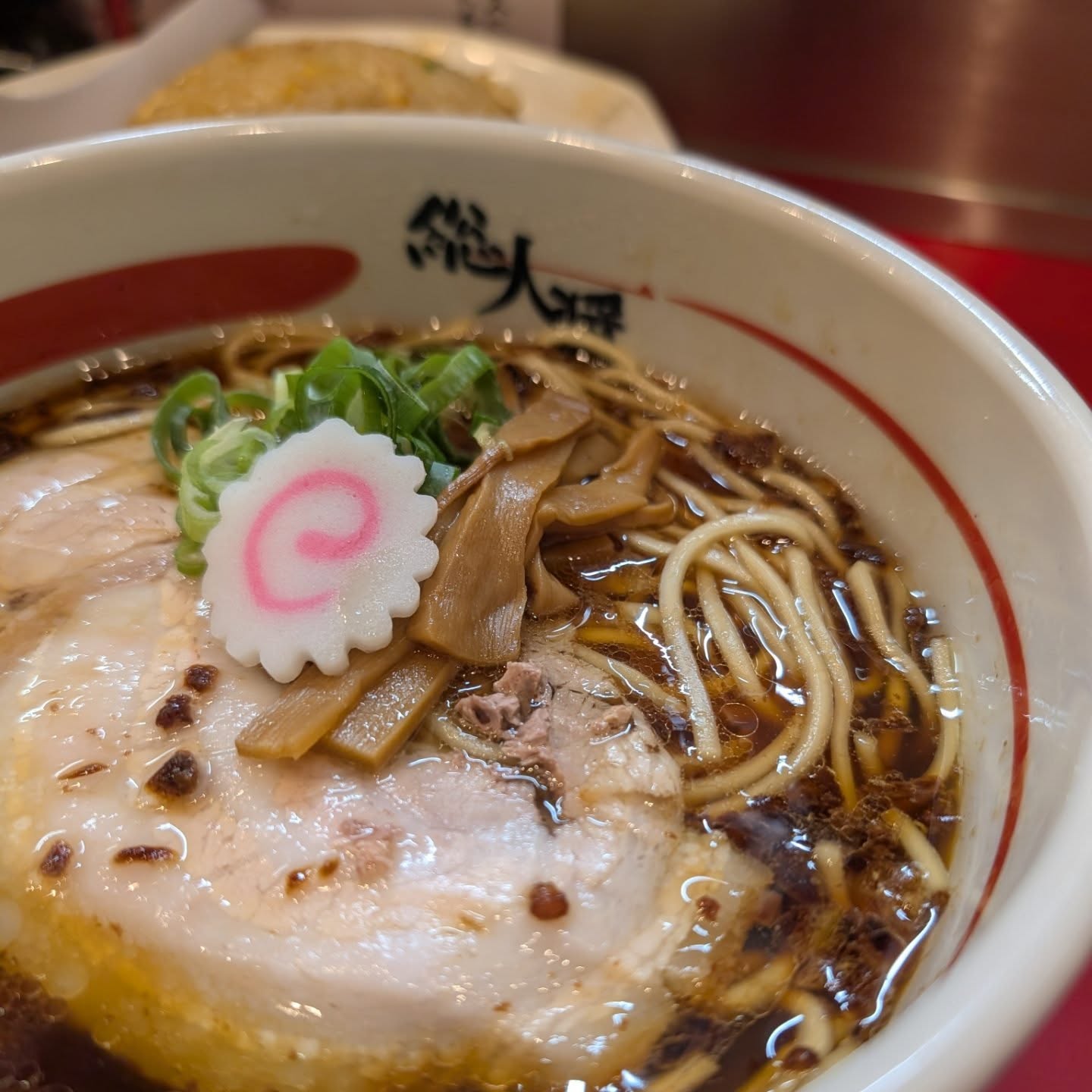 数多くの芸能人が訪れた超人気ラーメン店