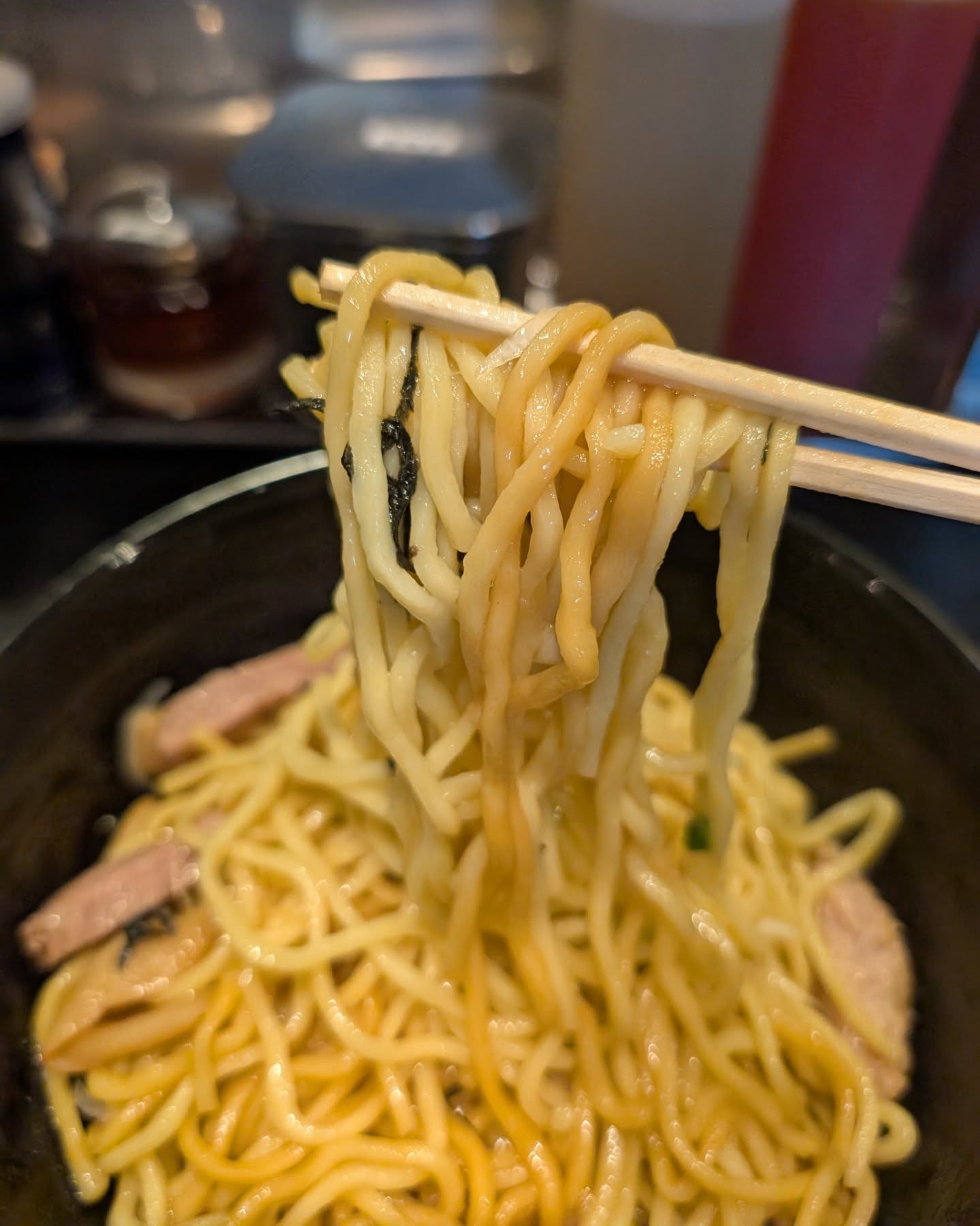 モチモチ自家製麺がクセになる最高の一杯