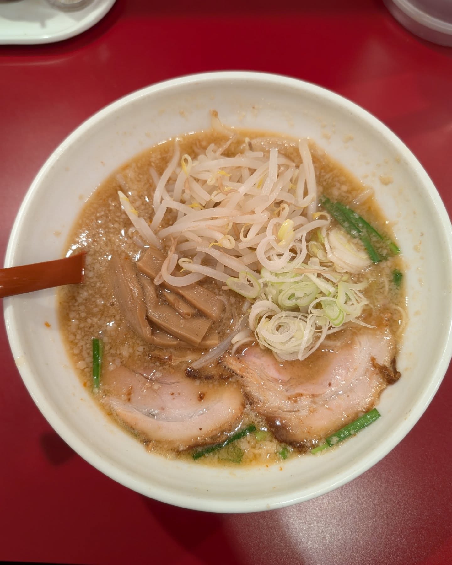 背脂チャッチャ系好きには堪らないラーメン店！