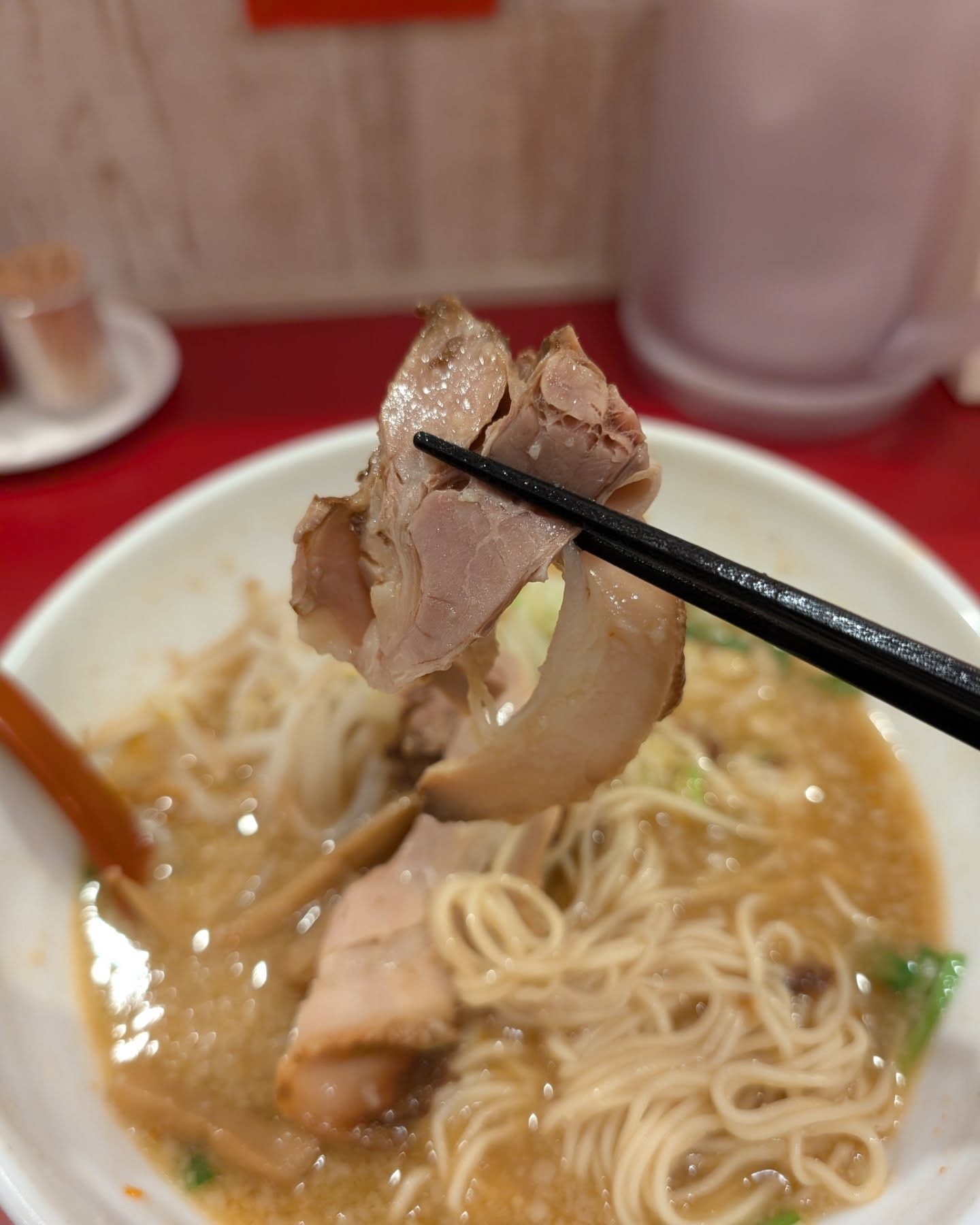 背脂チャッチャ系好きには堪らないラーメン店！