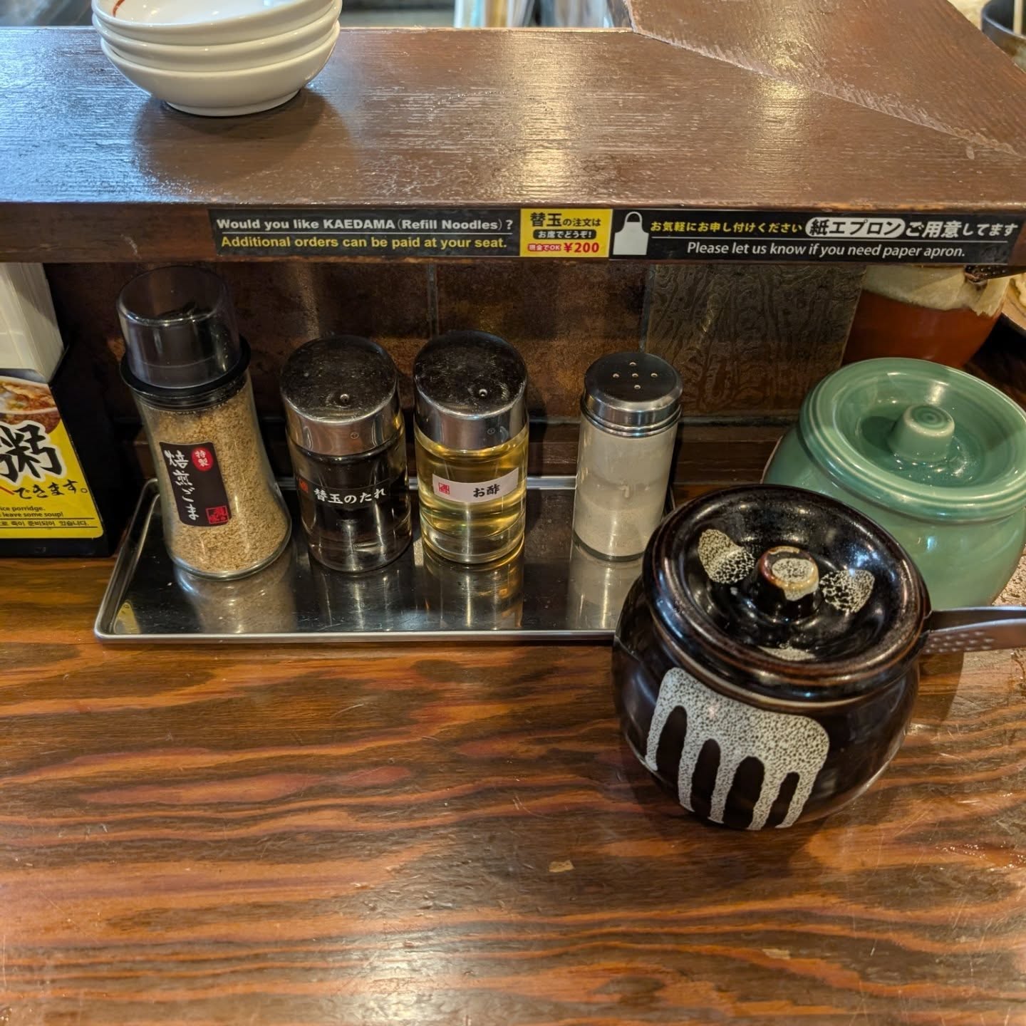 行列の絶えない新宿ラーメン店!