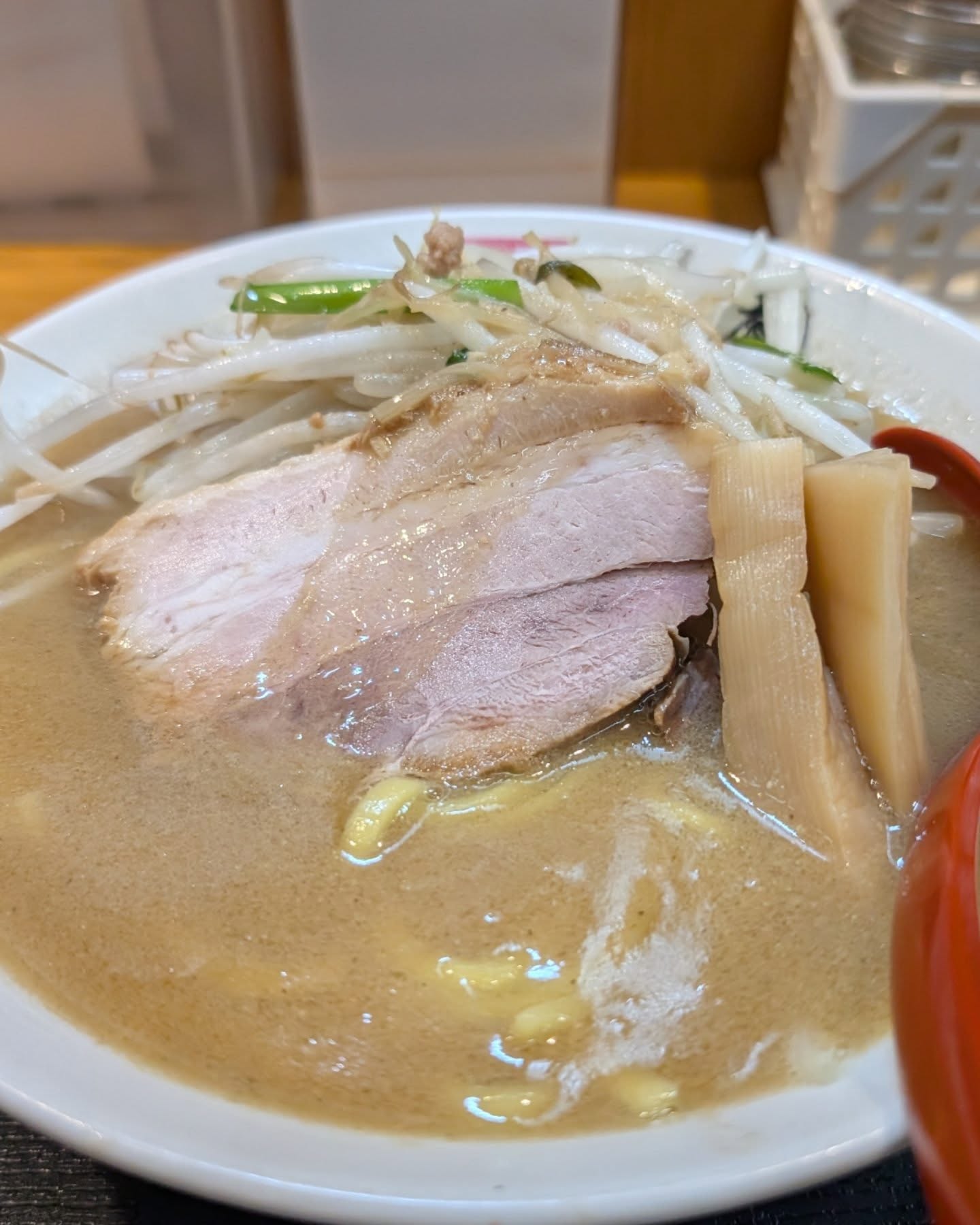 ミシュランビブグルマンを獲得した味噌ラーメンの名店
