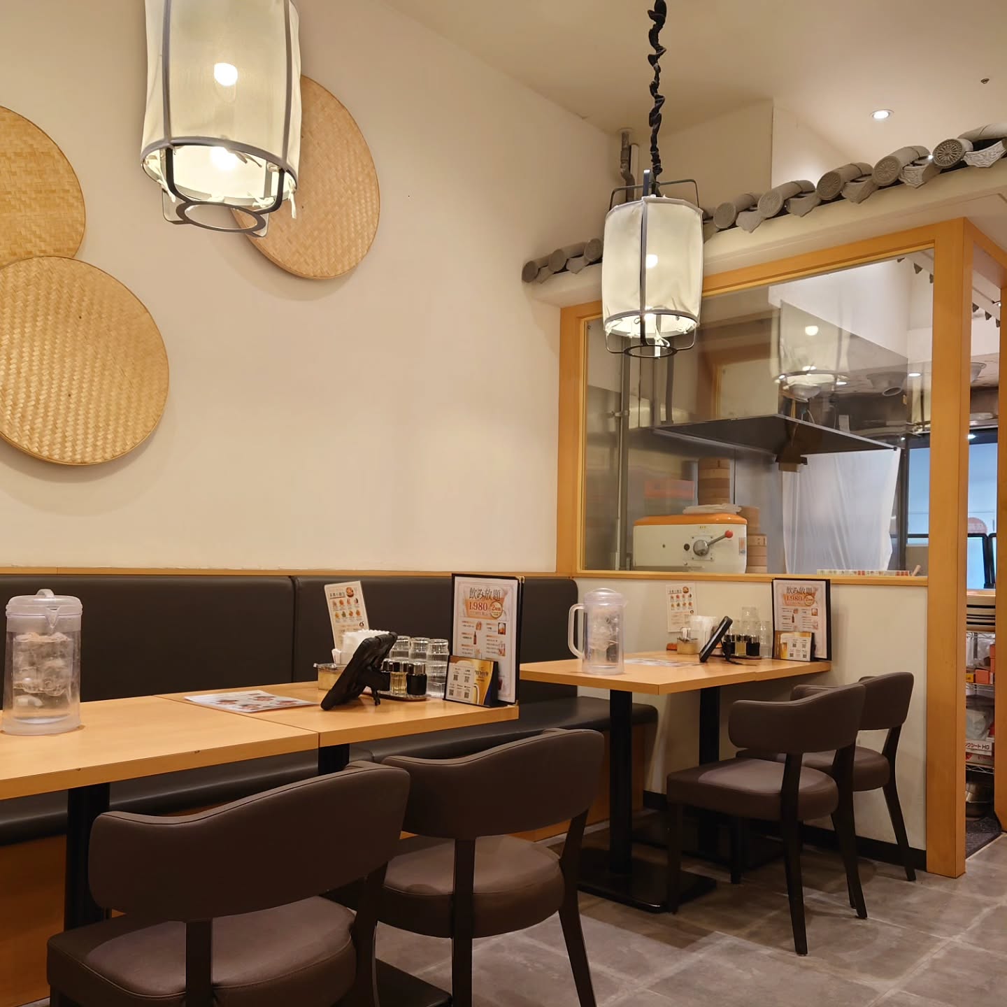 茶薫 小籠包 海浜幕張店