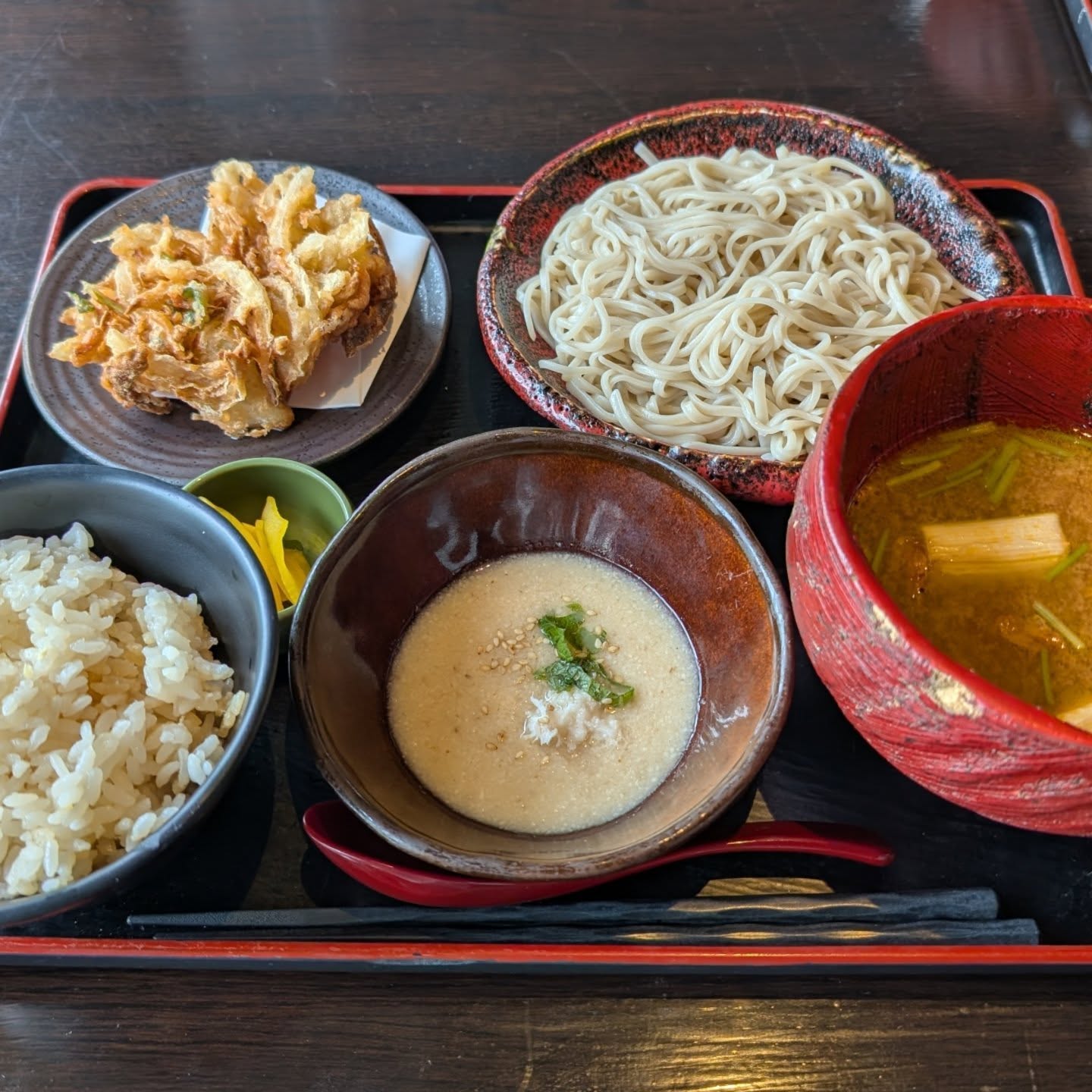 鯛めしおかわり自由のランチ！