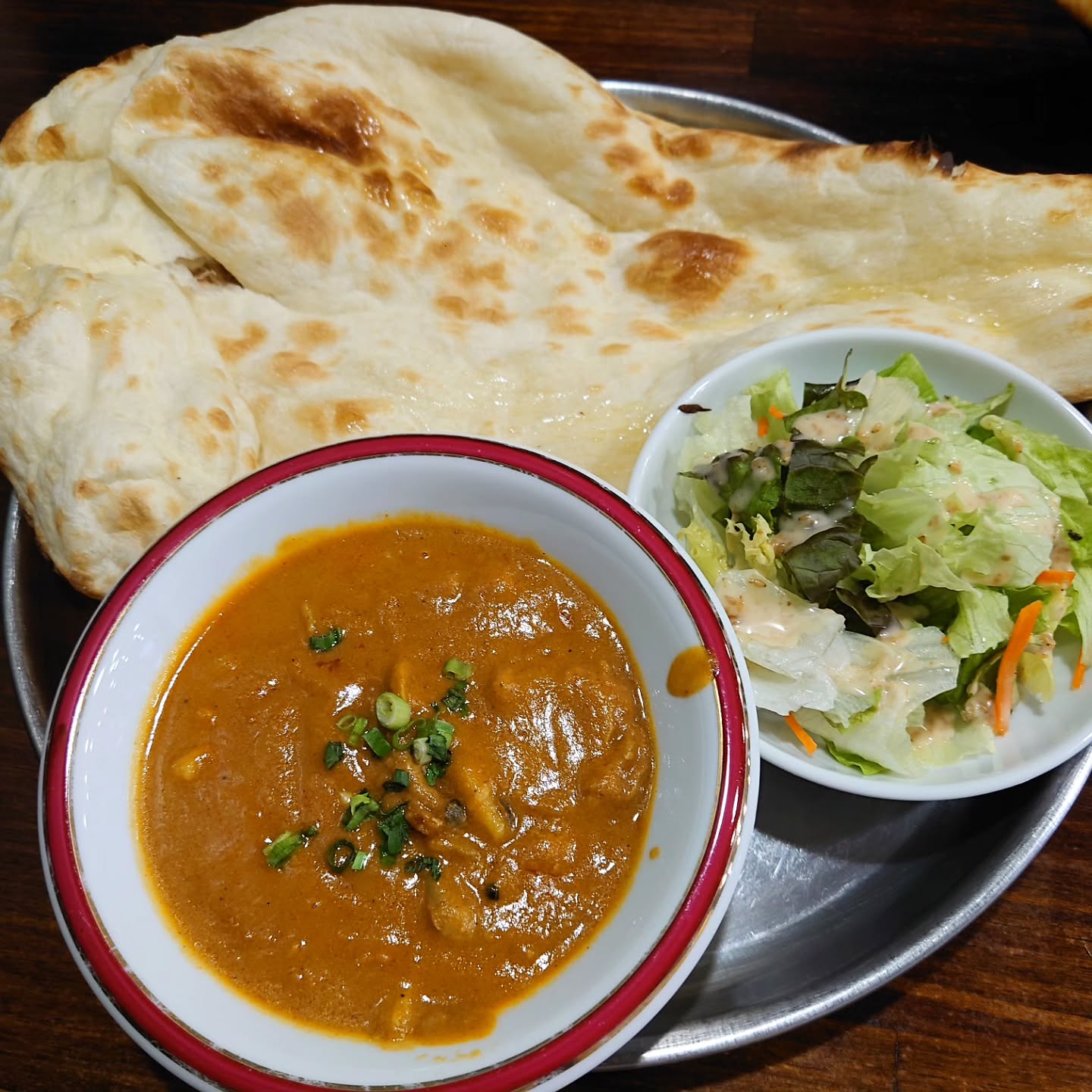 ボリューム満点でお得なランチが食べられる店