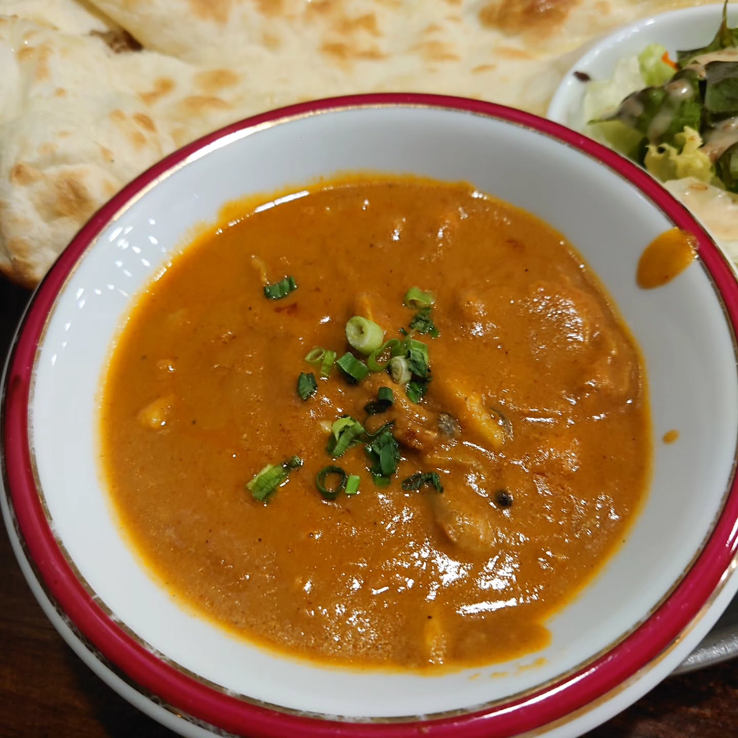 ボリューム満点でお得なランチが食べられる店