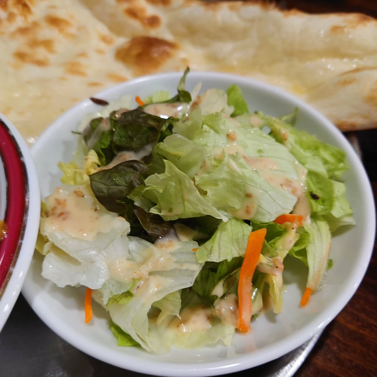 ボリューム満点でお得なランチが食べられる店